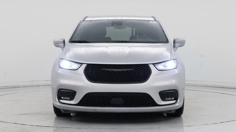 2022 Chrysler Pacifica Hybrid Touring L 5