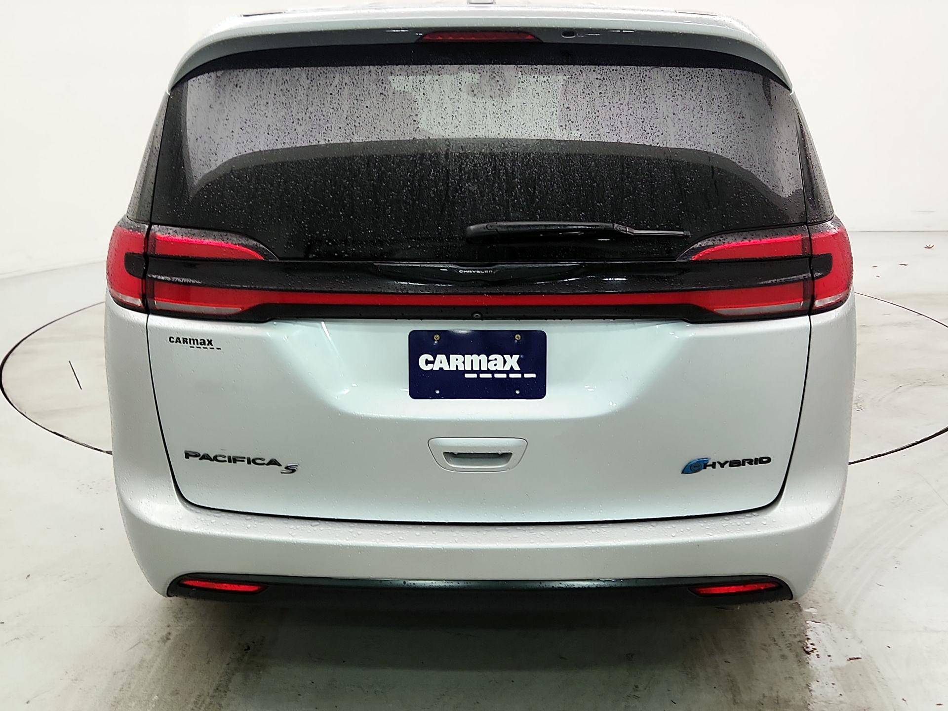 Thumbnail: 2022 Chrysler Pacifica - 6