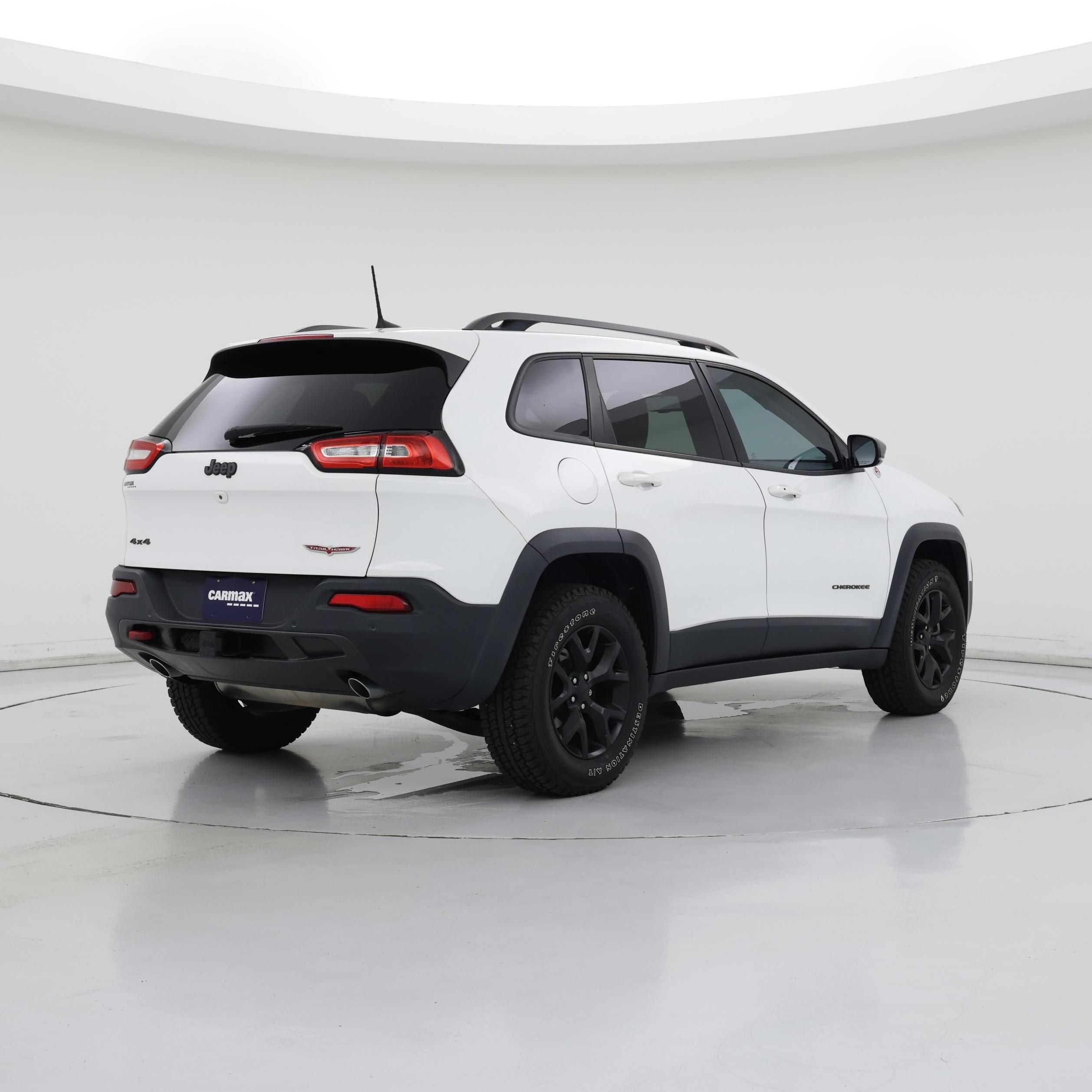 Thumbnail: 2018 Jeep Cherokee - 8