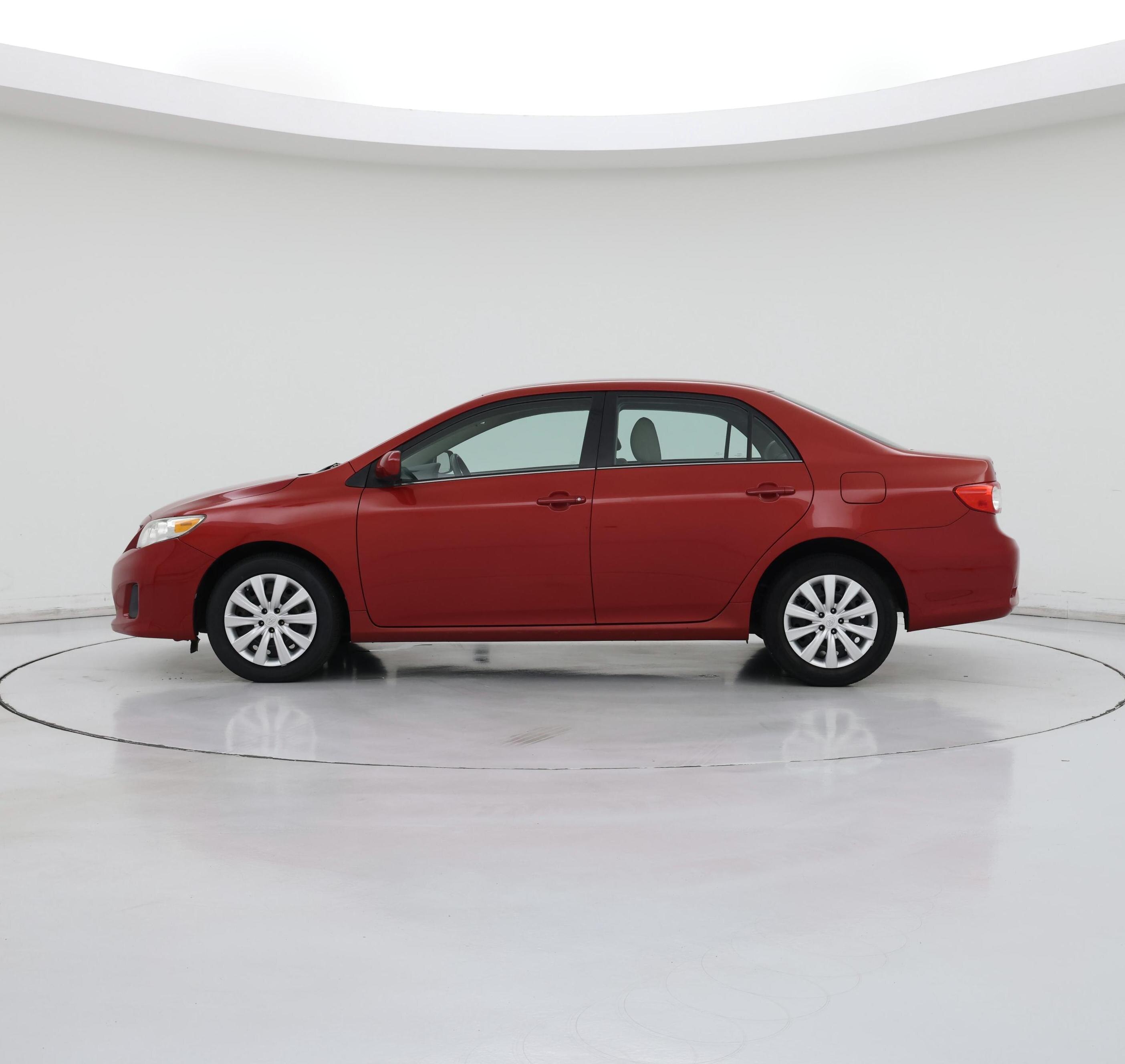Thumbnail: 2013 Toyota Corolla - 3