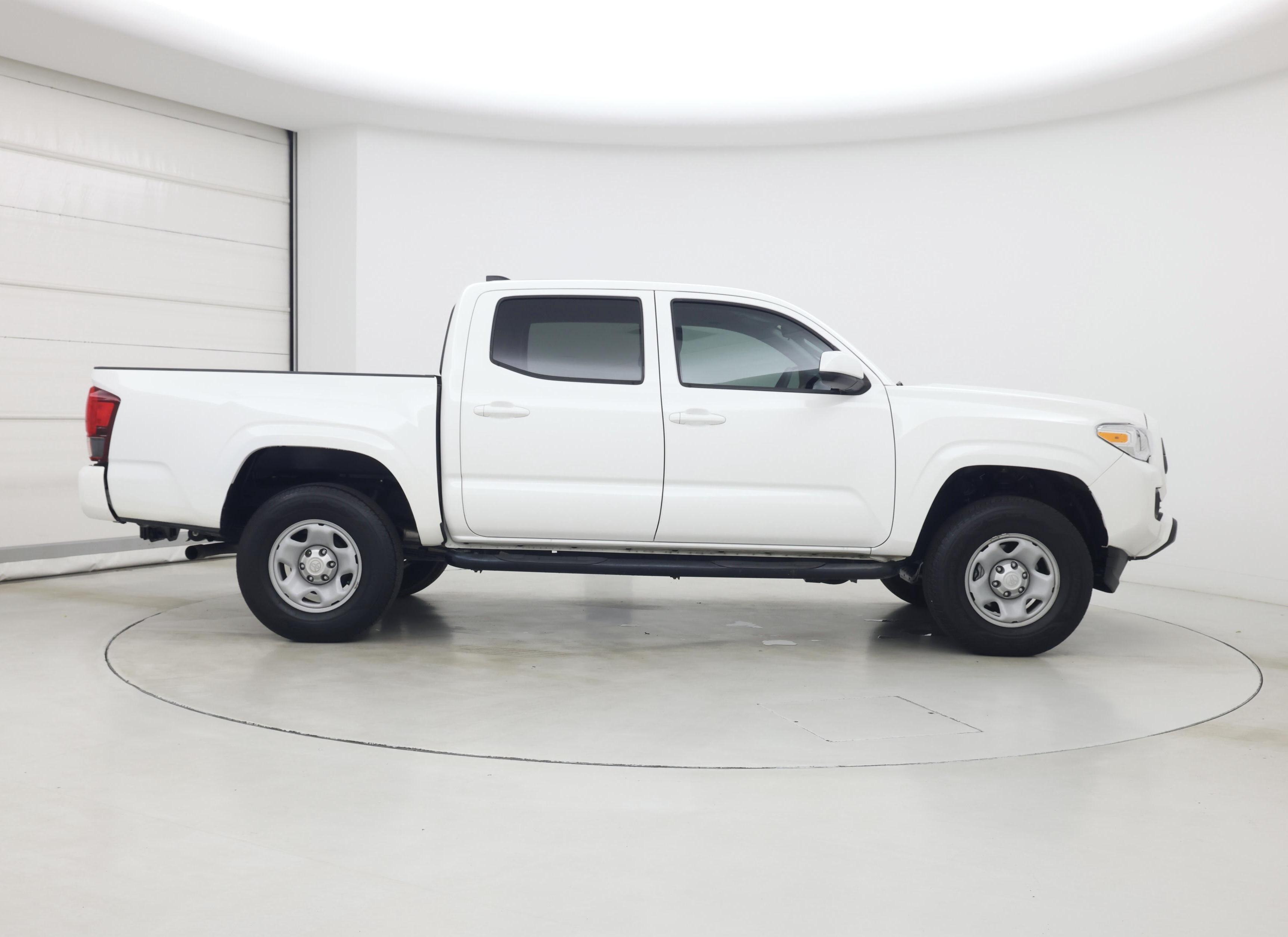 Thumbnail: 2023 Toyota Tacoma - 7