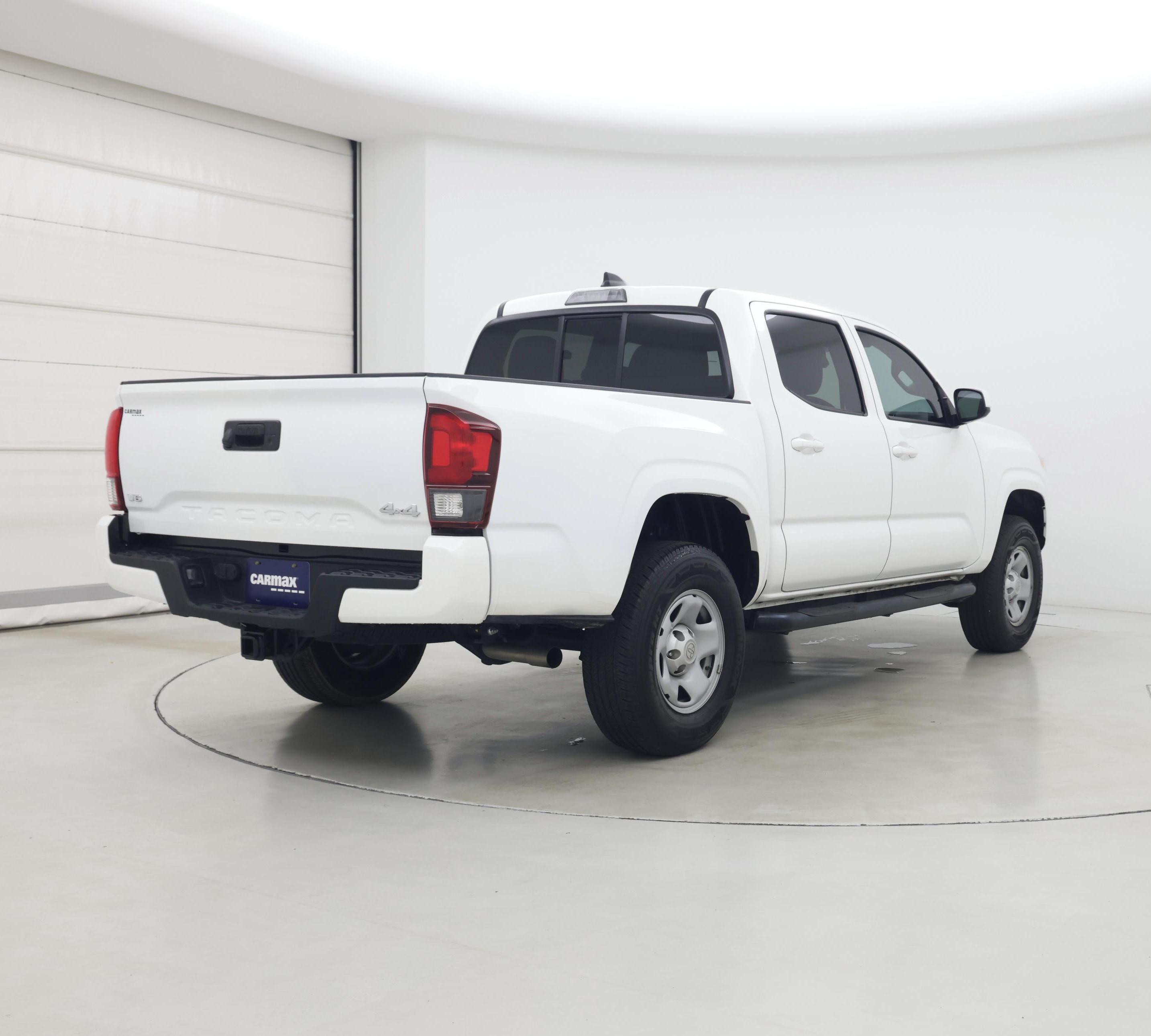 Thumbnail: 2023 Toyota Tacoma - 8