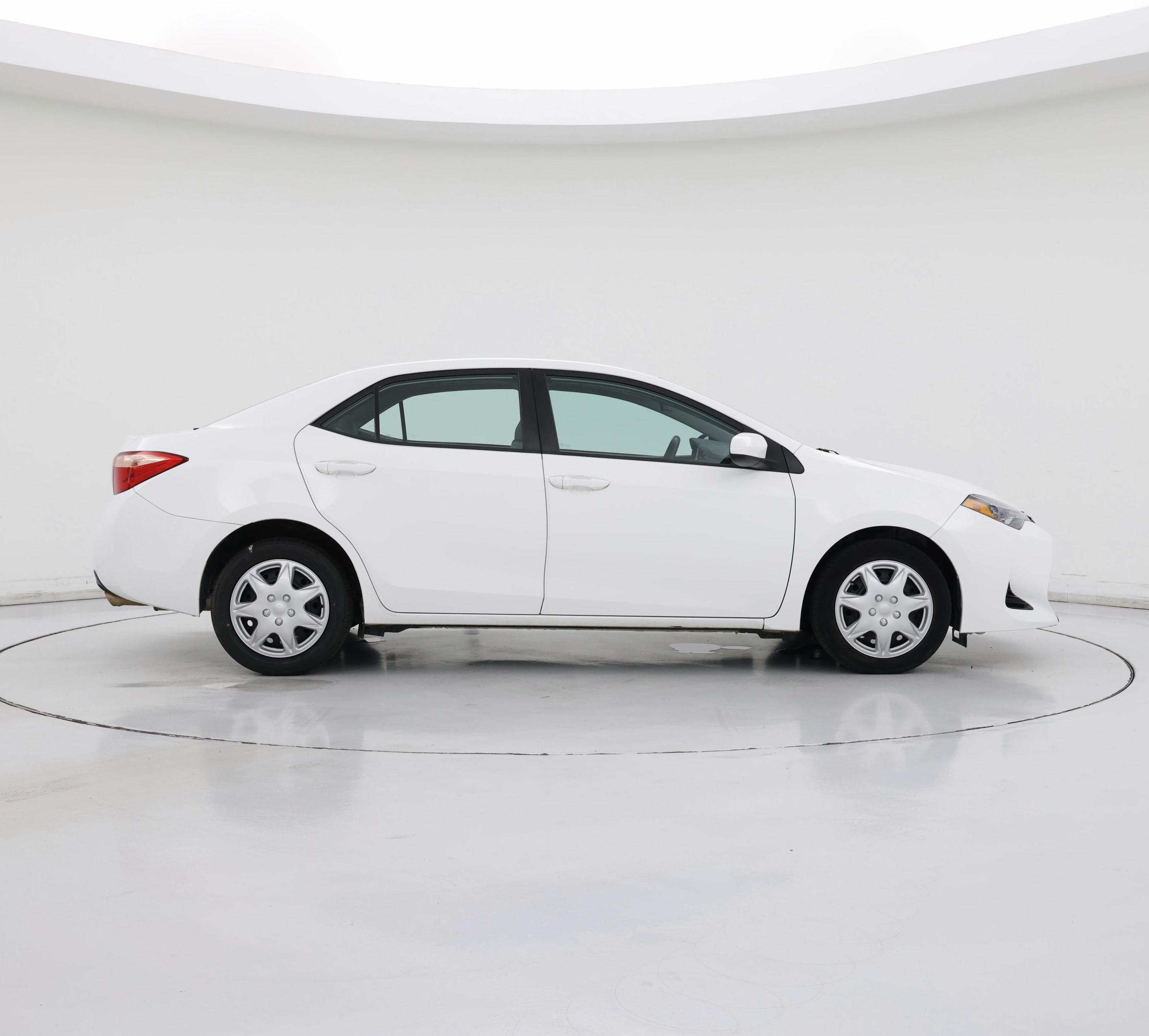 Thumbnail: 2017 Toyota Corolla - 7
