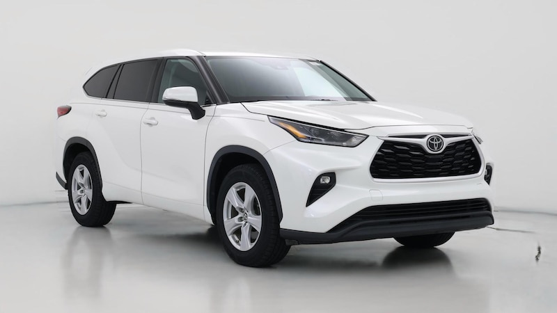 2021 Toyota Highlander LE Hero Image