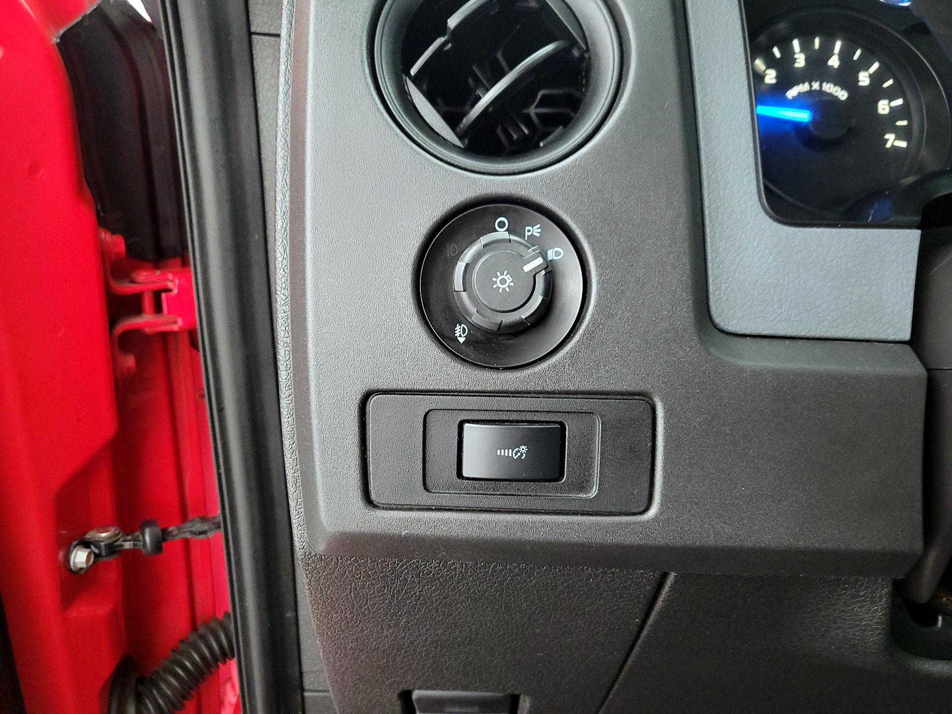 Thumbnail: 2013 Ford F-150 - 13