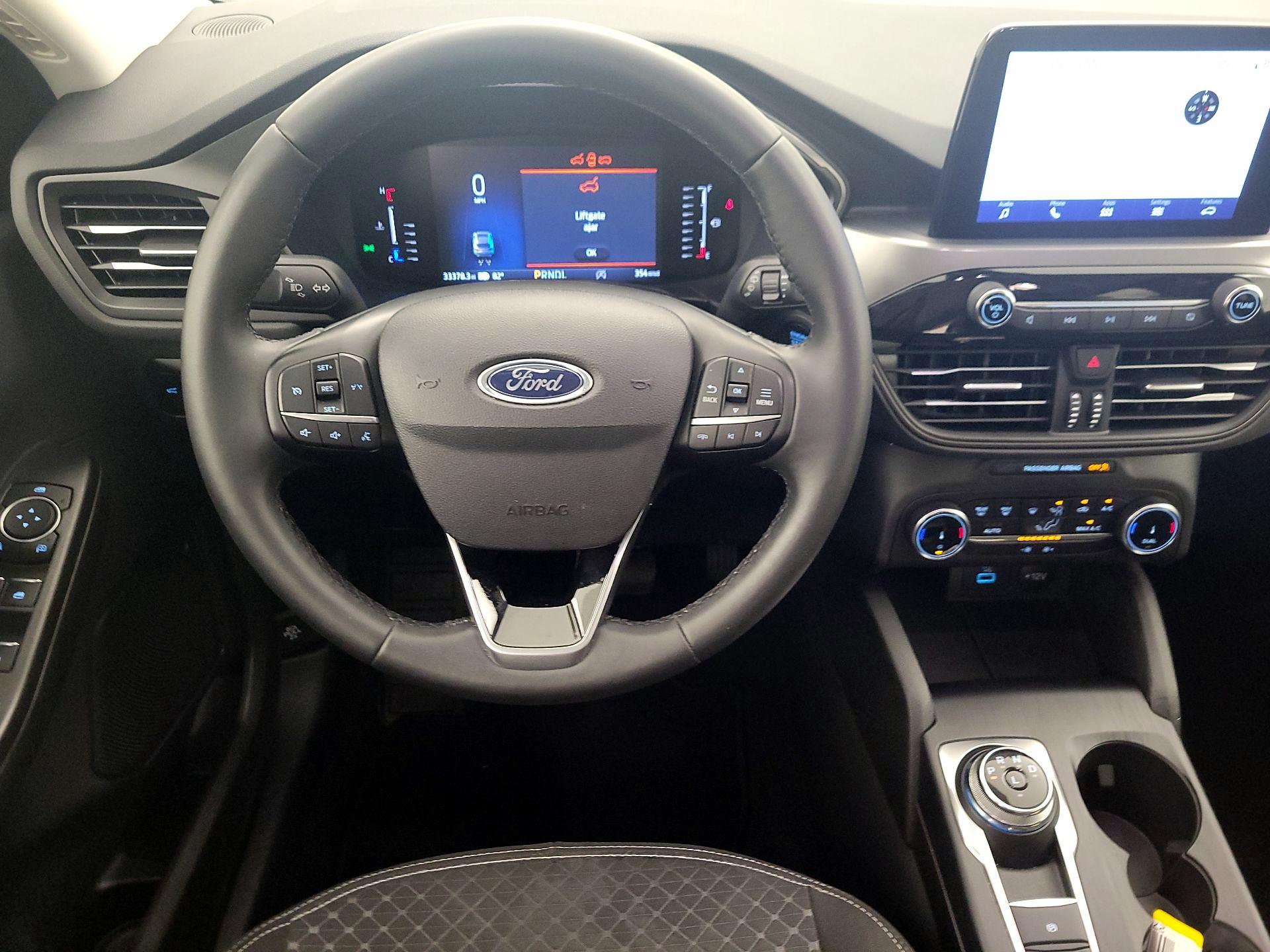 Thumbnail: 2023 Ford Escape - 10