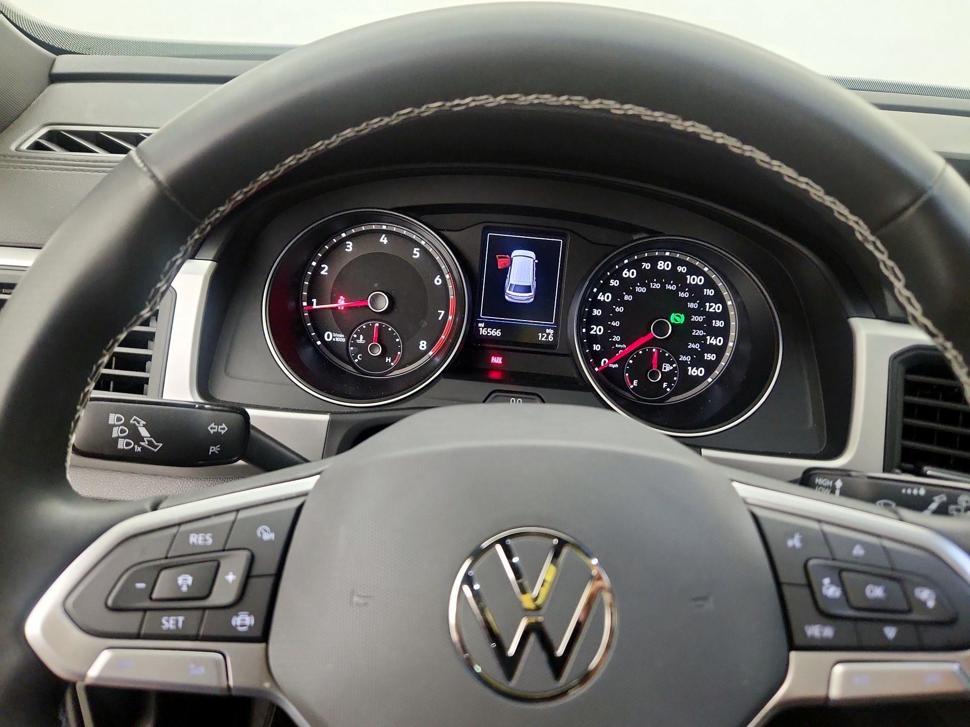 Thumbnail: 2021 Volkswagen Atlas - 10