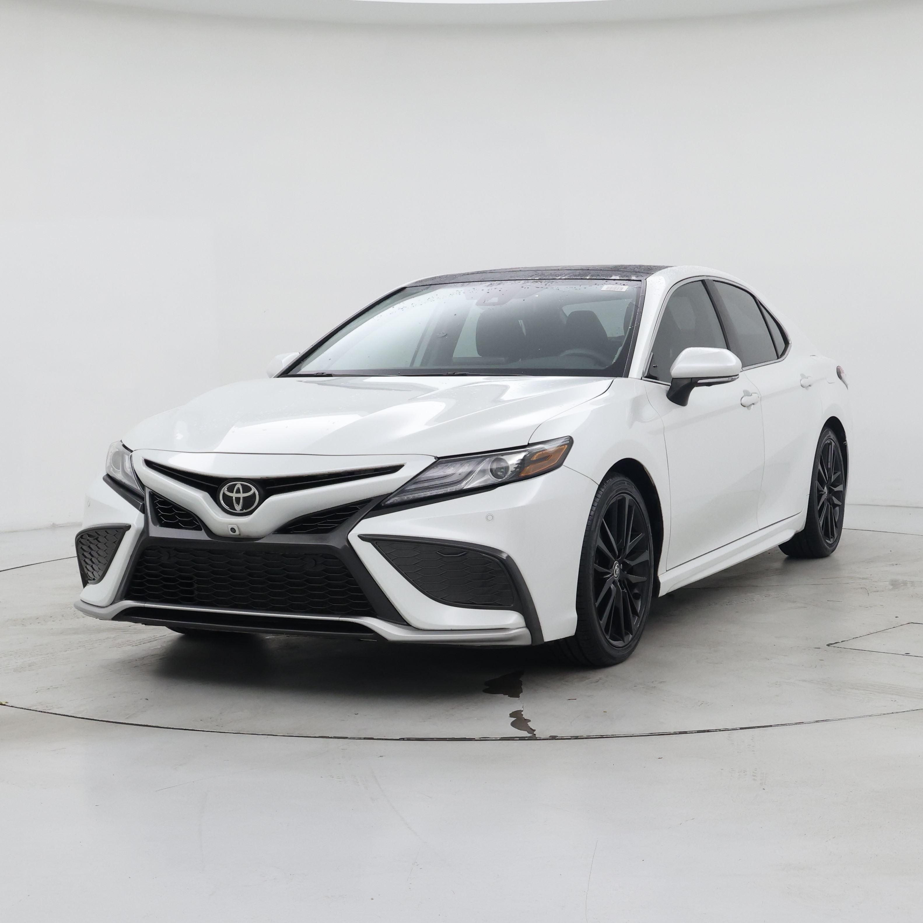 Thumbnail: 2021 Toyota Camry - 4