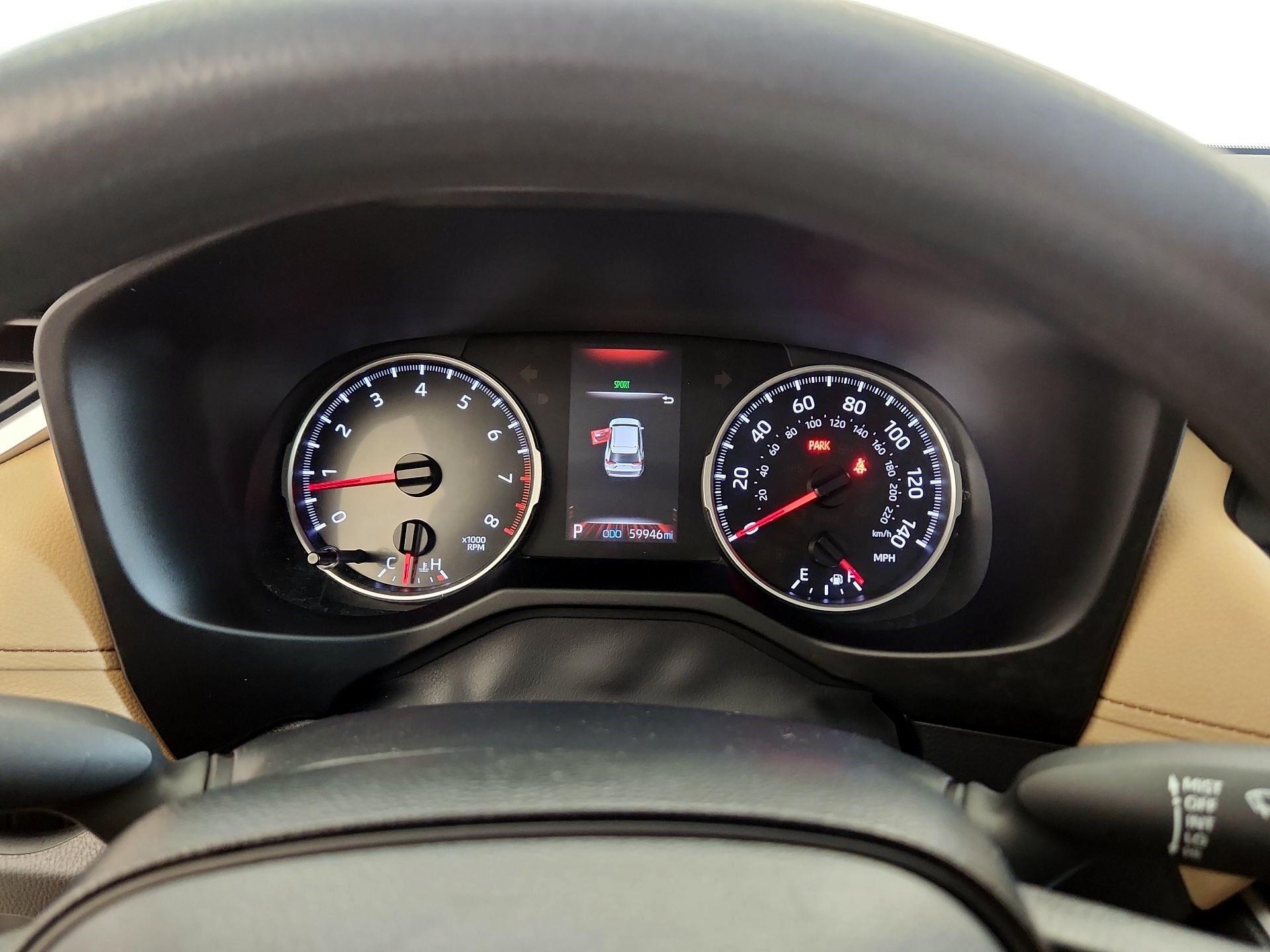 Thumbnail: 2019 Toyota RAV4 - 10