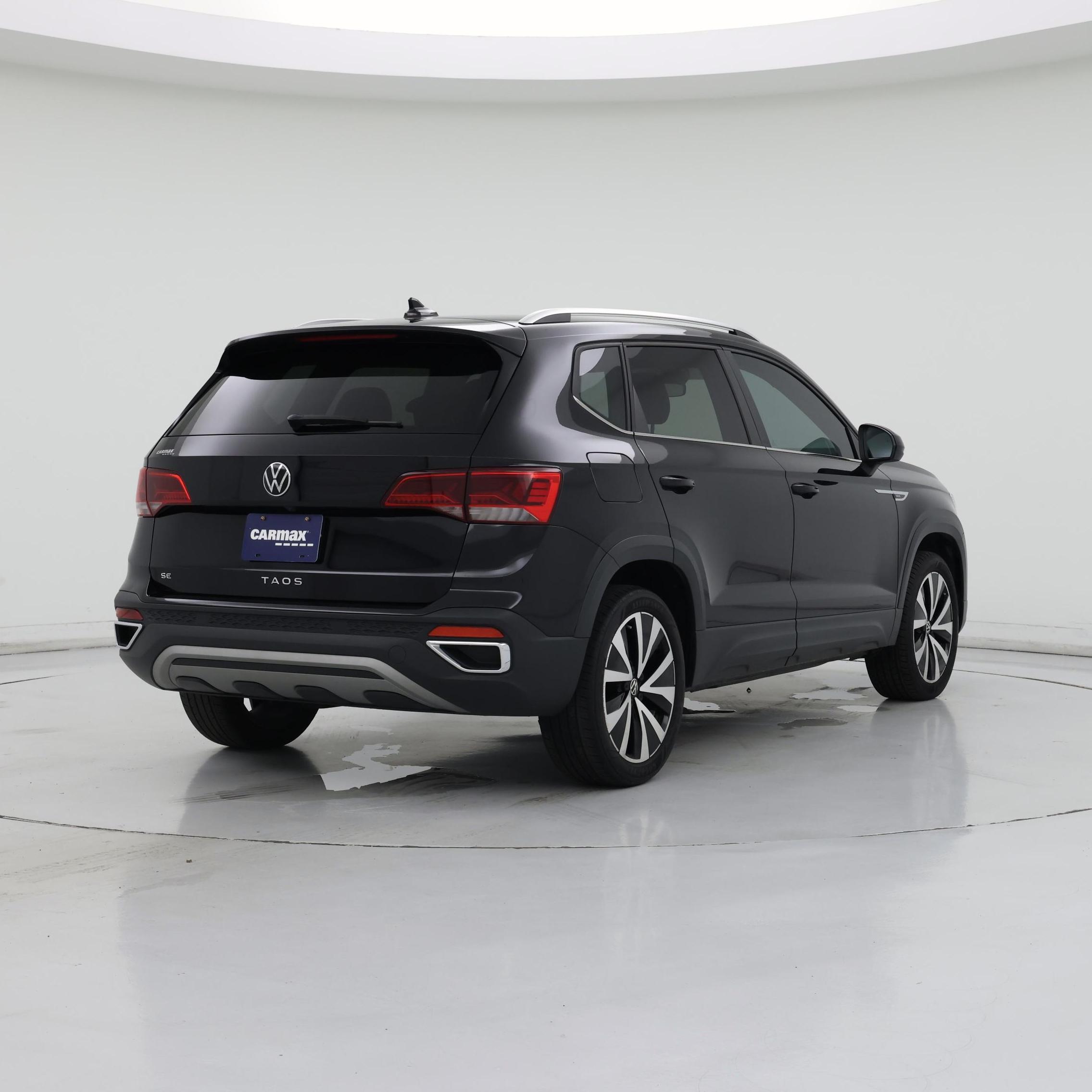Thumbnail: 2023 Volkswagen Taos - 8