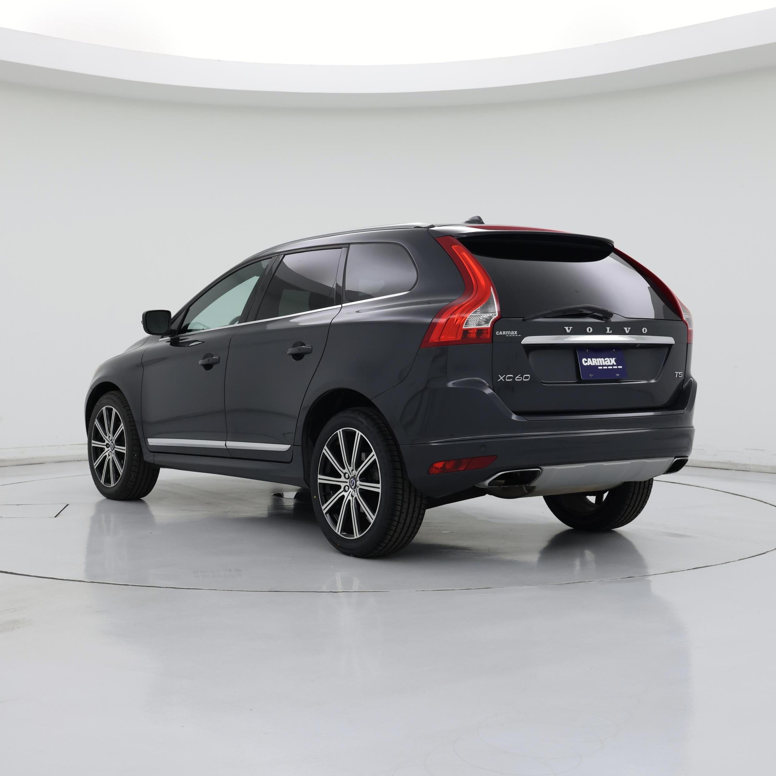 Thumbnail: 2016 Volvo XC60 - 2