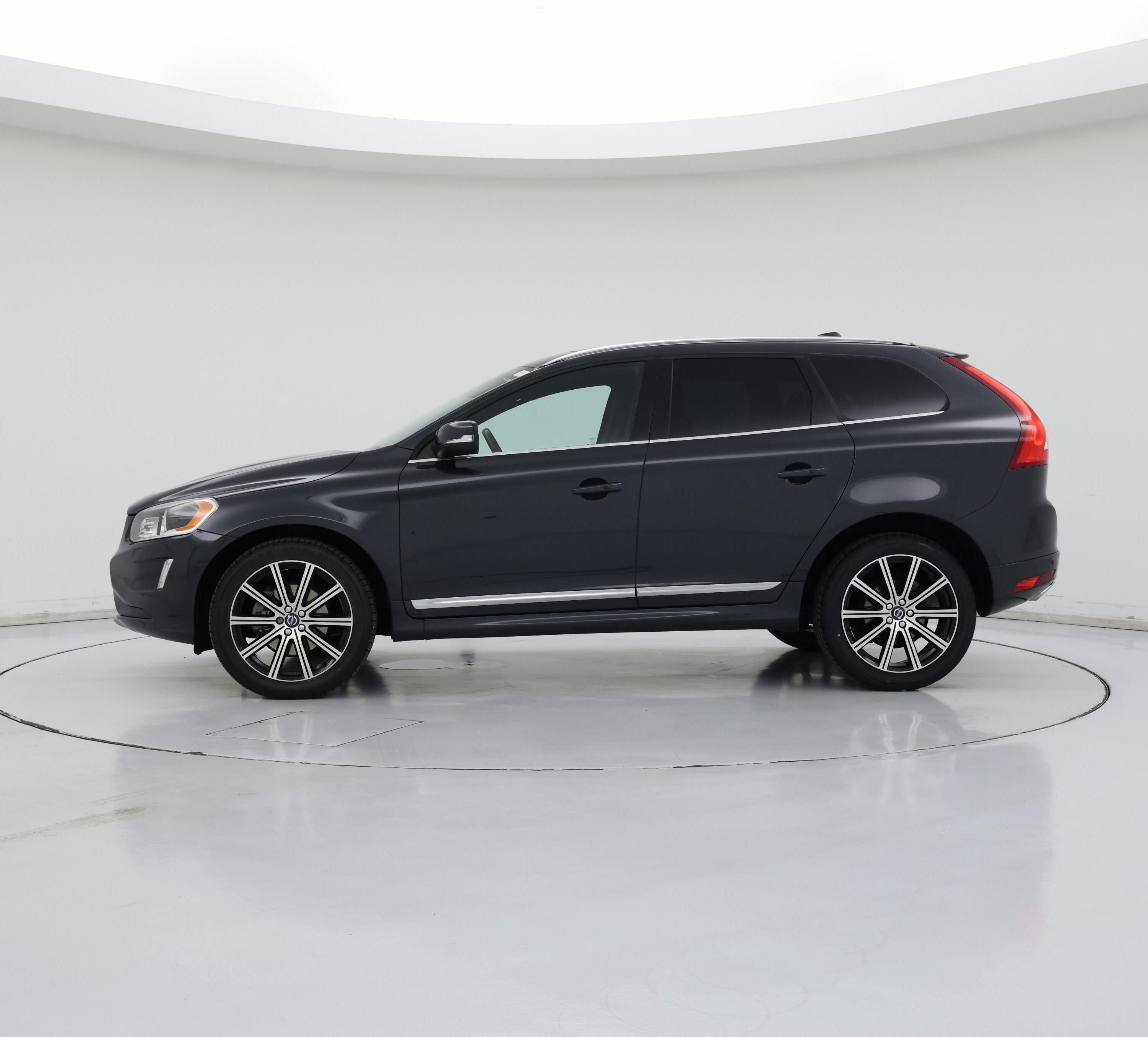 Thumbnail: 2016 Volvo XC60 - 3