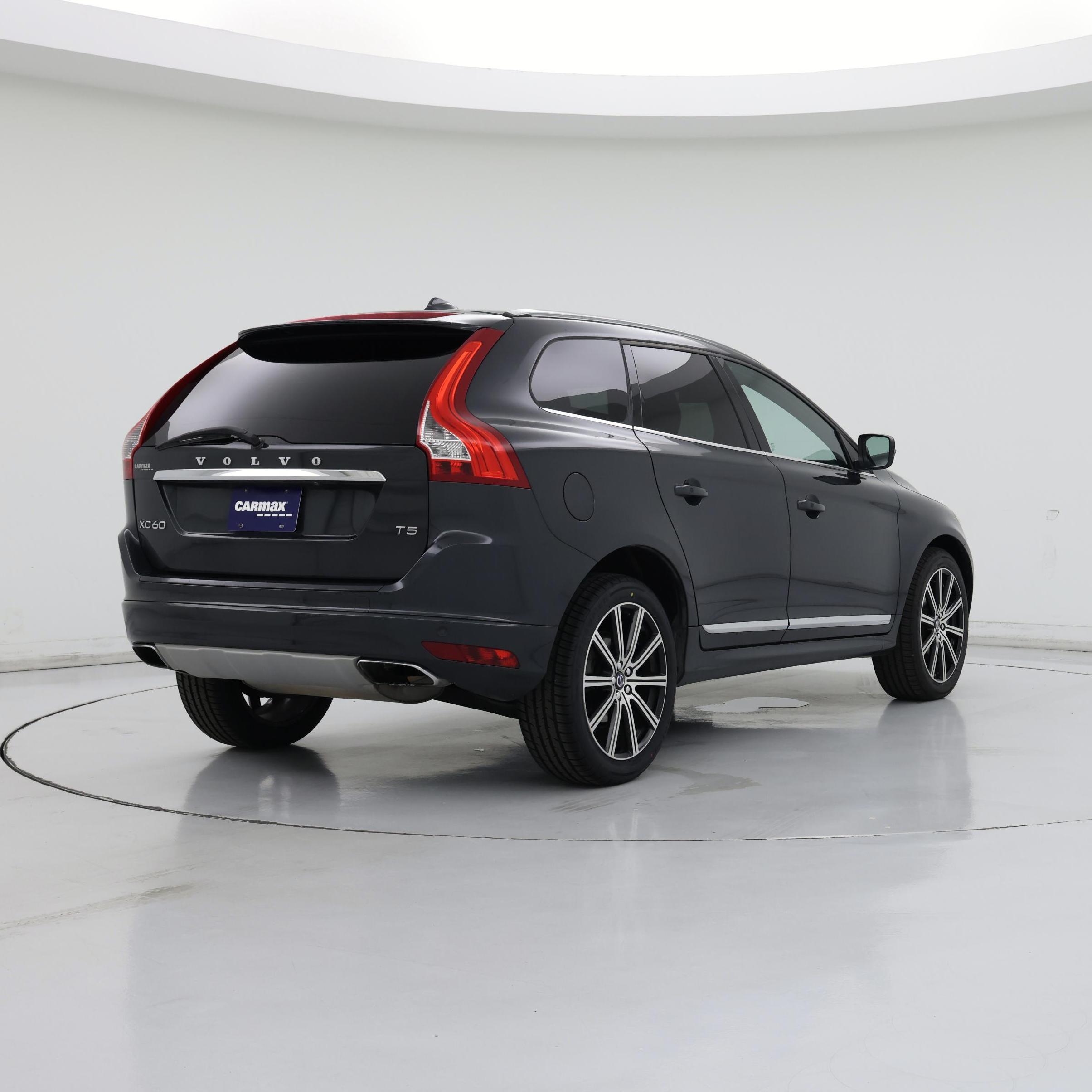Thumbnail: 2016 Volvo XC60 - 8