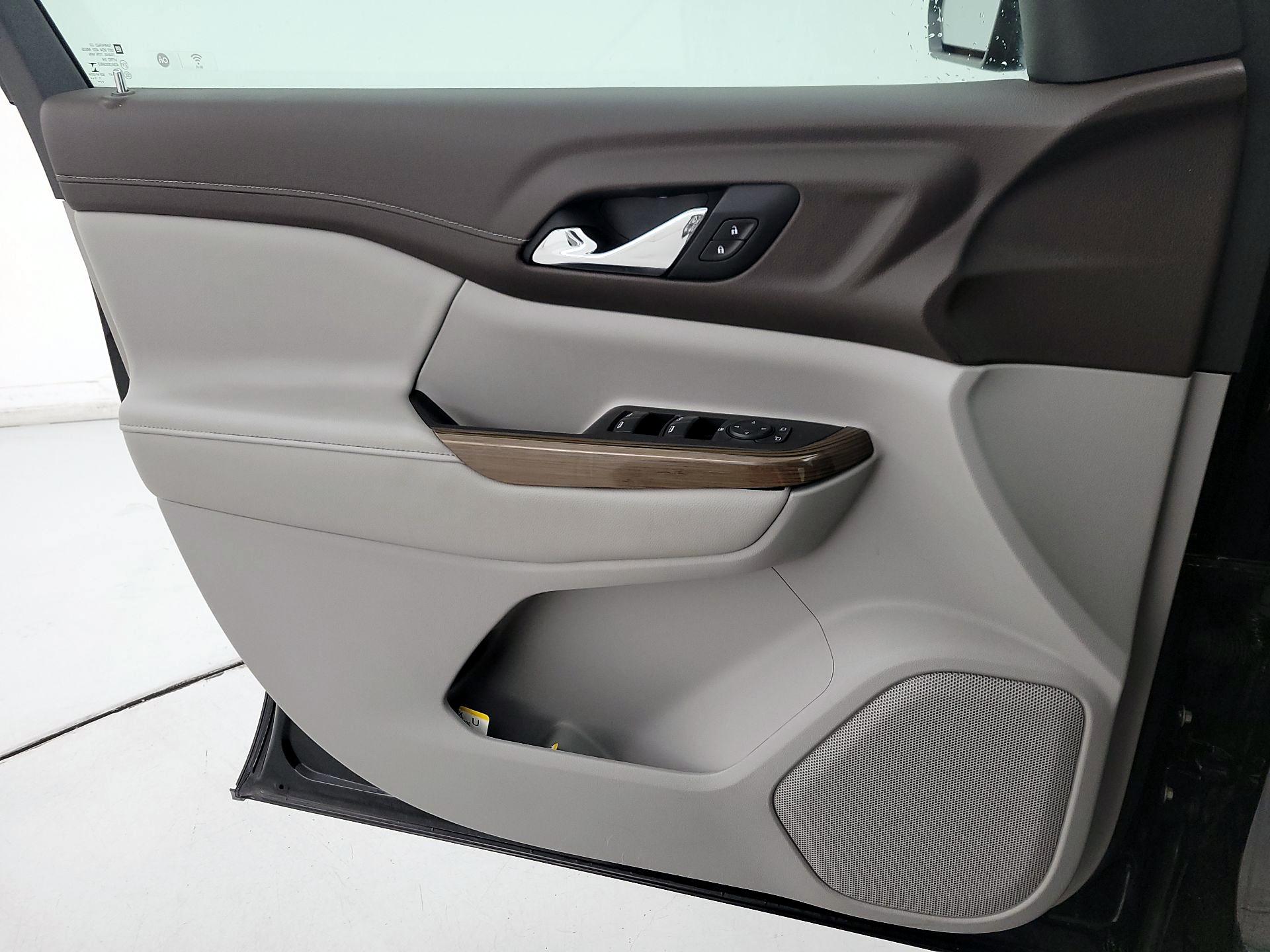 Thumbnail: 2020 GMC Acadia - 12