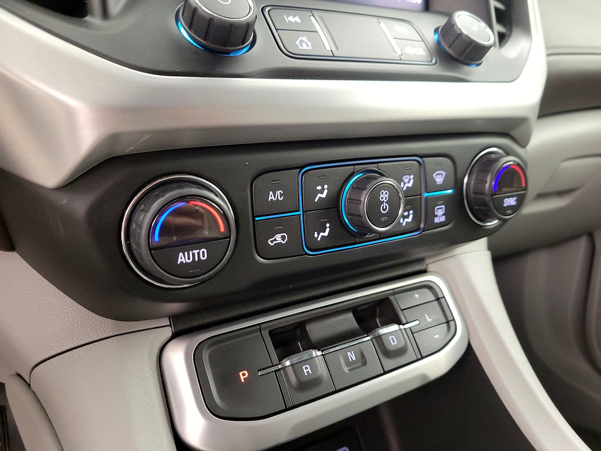 Thumbnail: 2020 GMC Acadia - 16