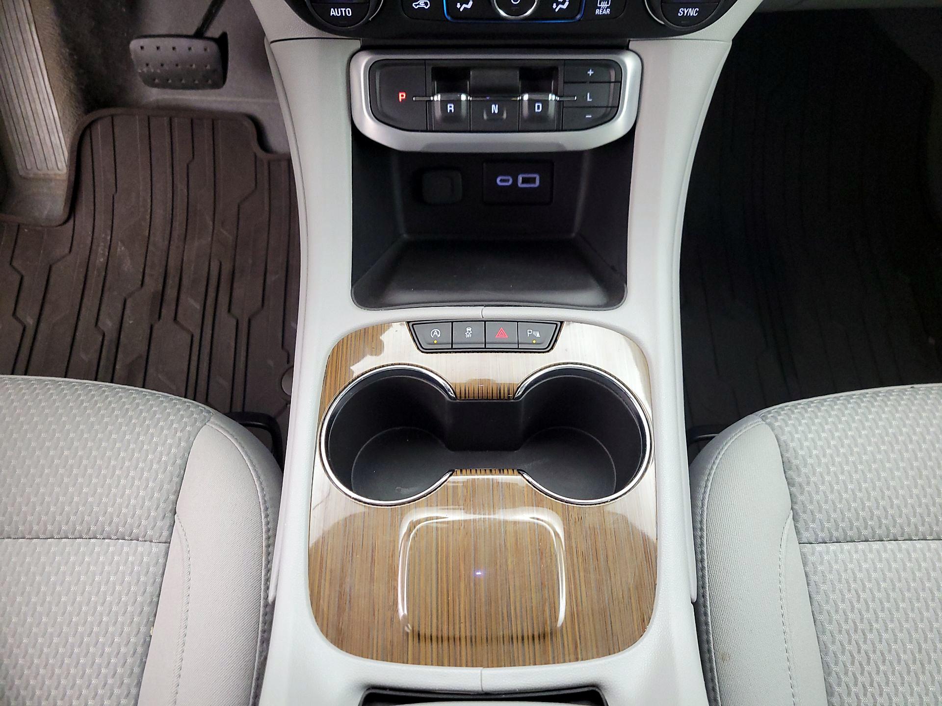 Thumbnail: 2020 GMC Acadia - 17