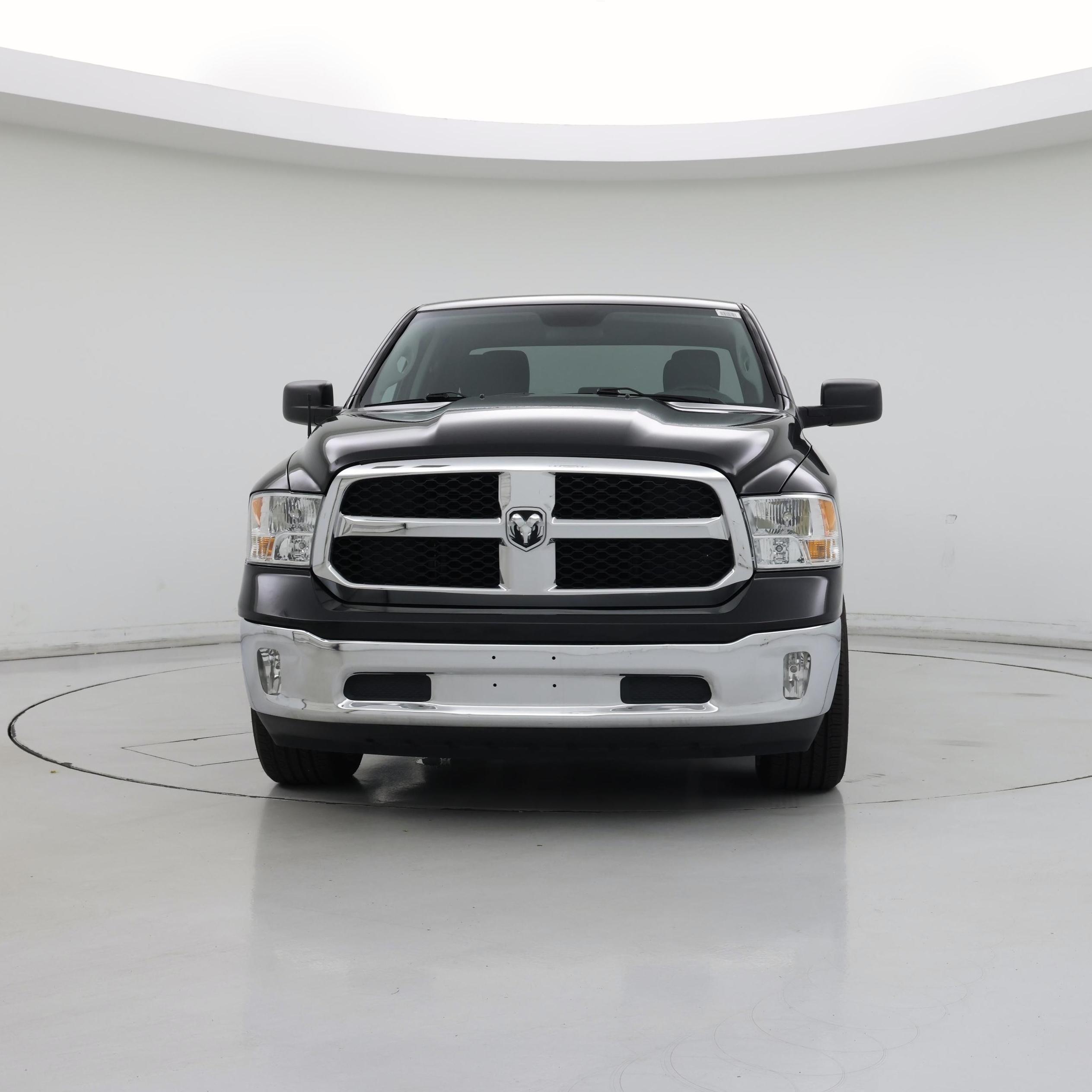 Thumbnail: 2019 RAM 1500 Classic - 5