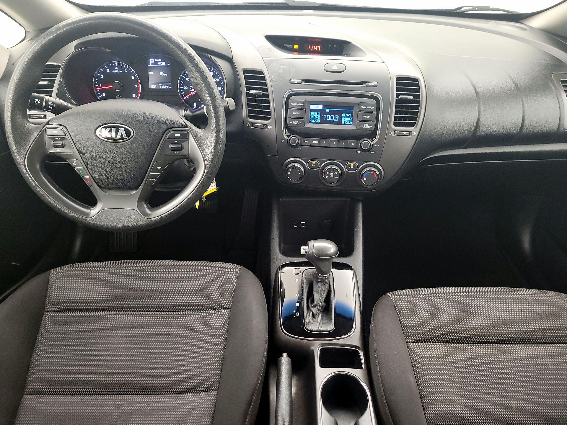Thumbnail: 2017 Kia Forte - 9