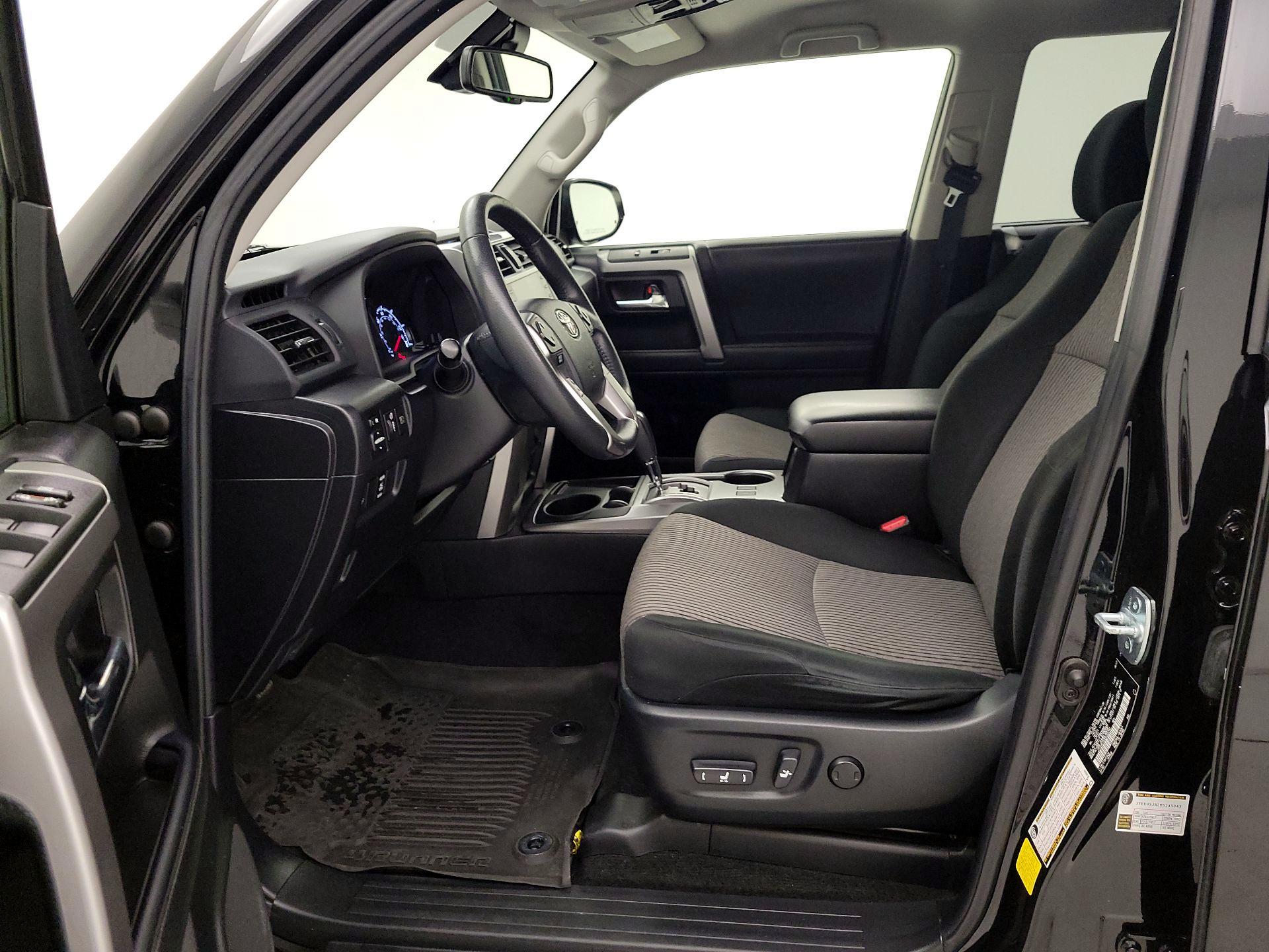 Thumbnail: 2021 Toyota 4Runner - 11
