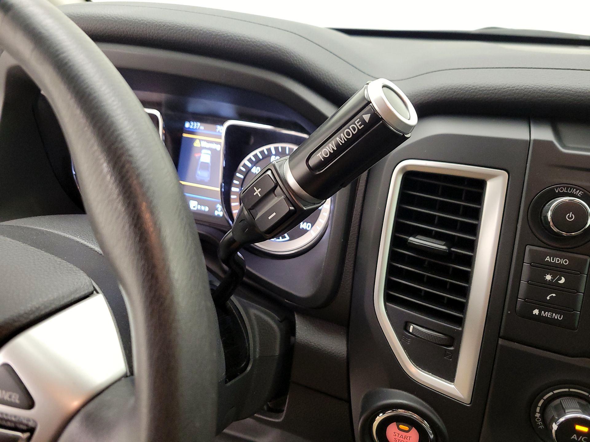 Thumbnail: 2019 Nissan Titan - 17
