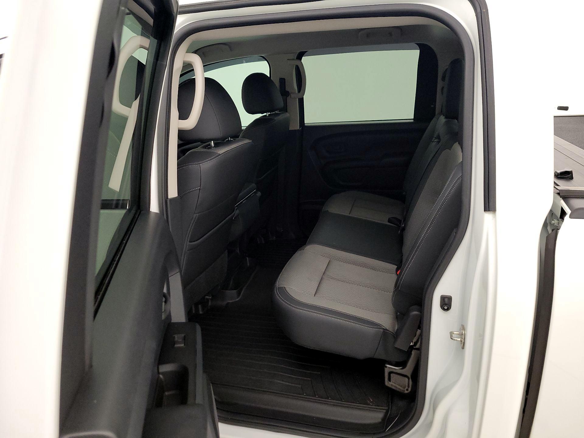 Thumbnail: 2019 Nissan Titan - 19
