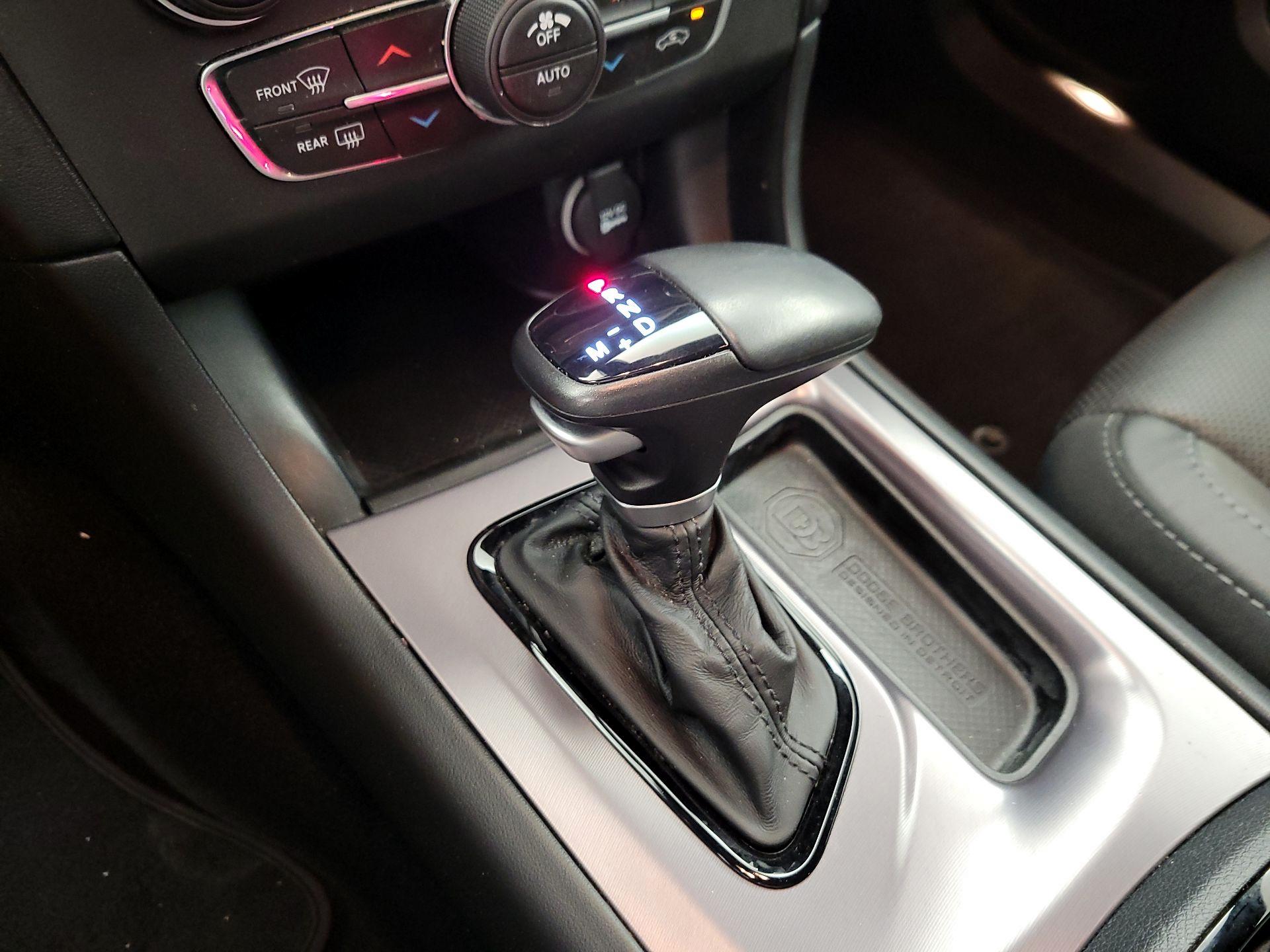 Thumbnail: 2020 Dodge Charger - 18
