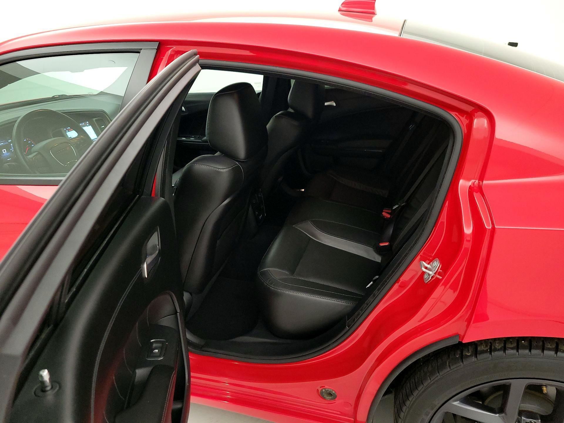 Thumbnail: 2020 Dodge Charger - 20