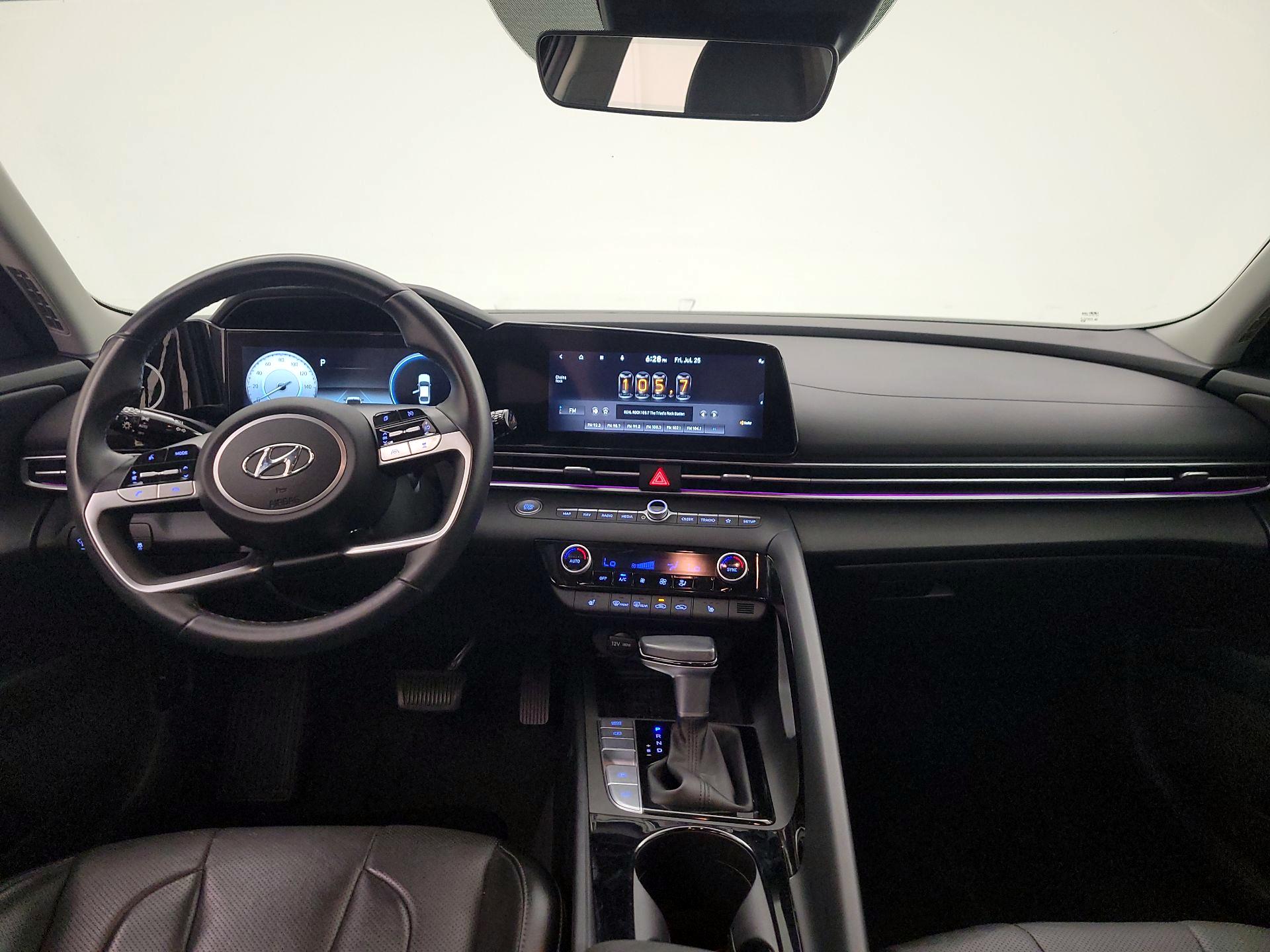 Thumbnail: 2022 Hyundai Elantra - 9