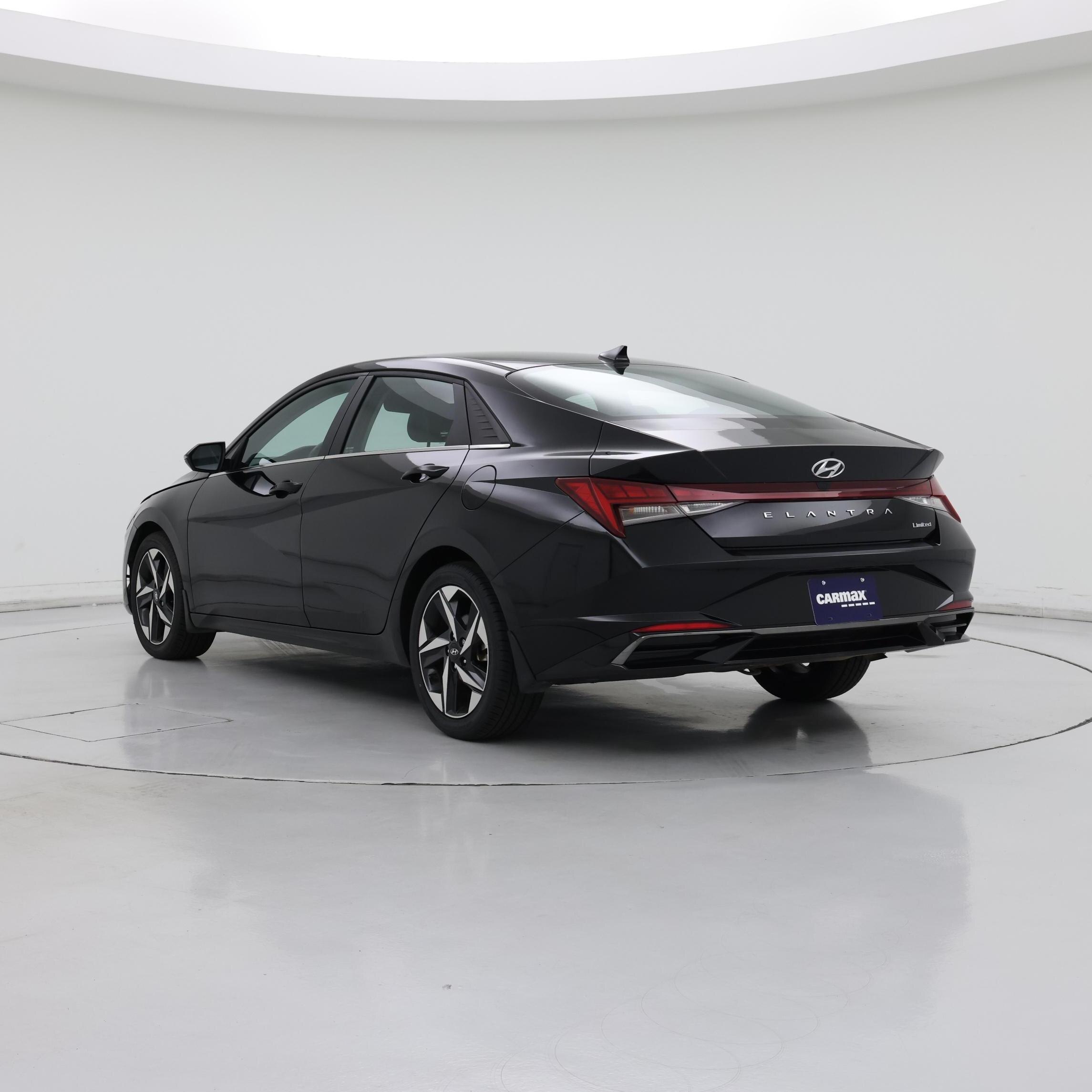 Thumbnail: 2022 Hyundai Elantra - 2