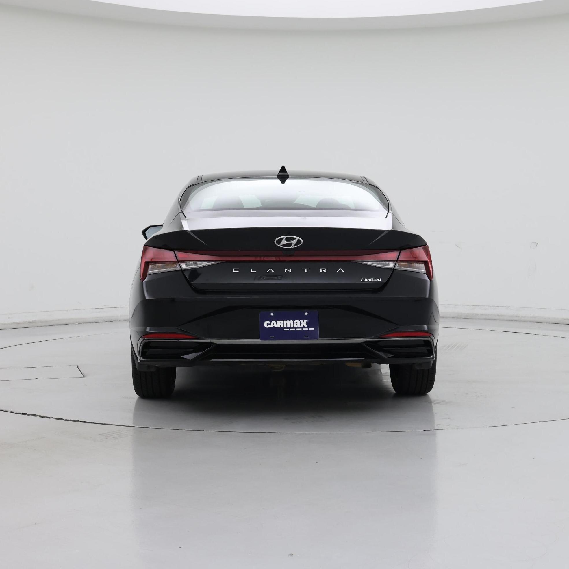 Thumbnail: 2022 Hyundai Elantra - 6
