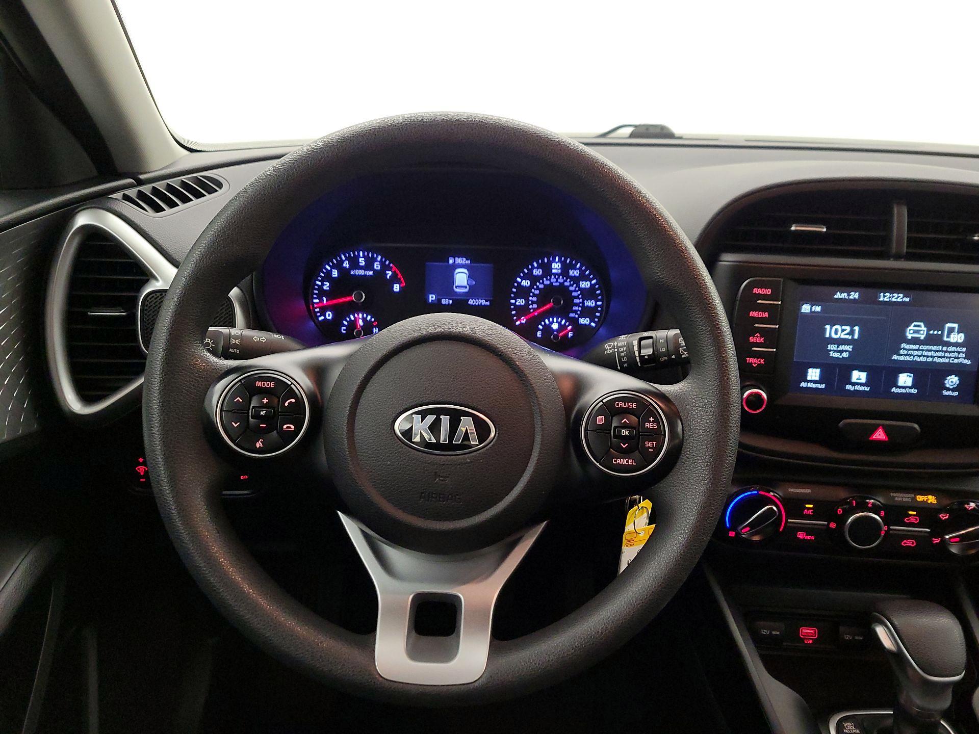 Thumbnail: 2020 Kia Soul - 10