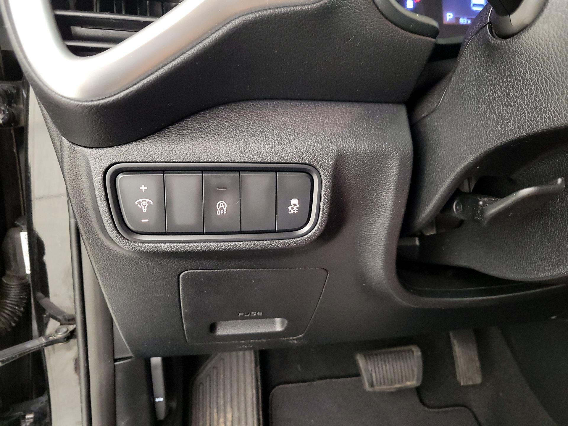 Thumbnail: 2020 Kia Soul - 13
