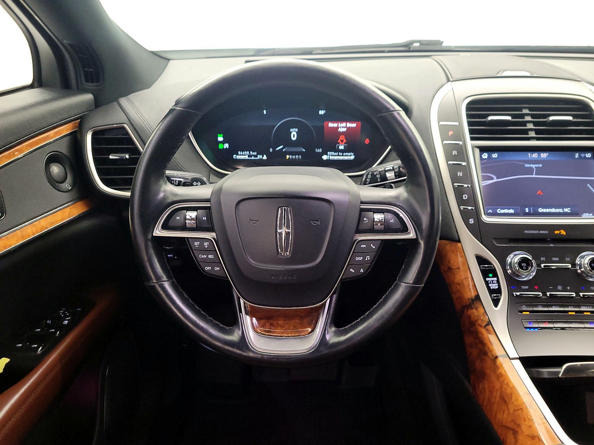 Thumbnail: 2020 Lincoln Nautilus - 10