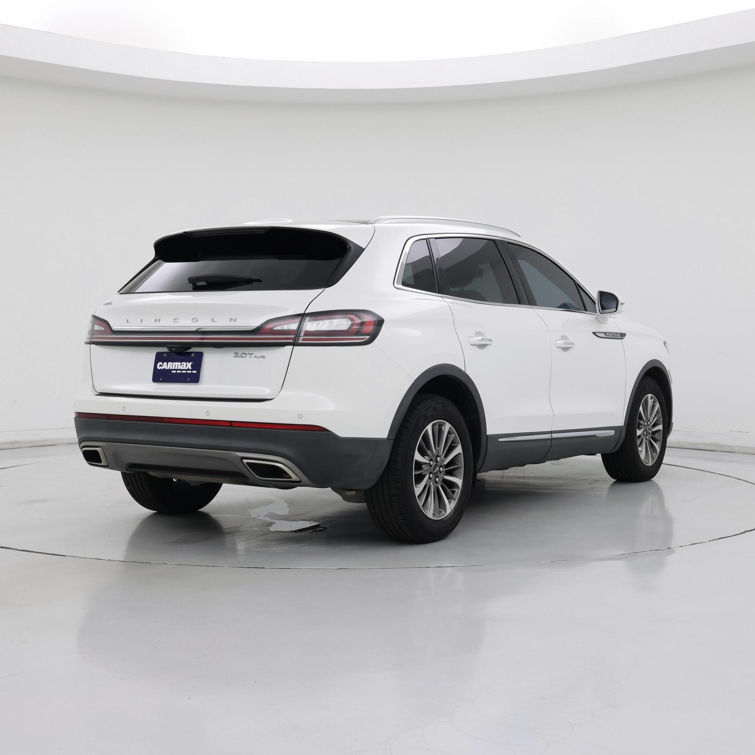 Thumbnail: 2020 Lincoln Nautilus - 8