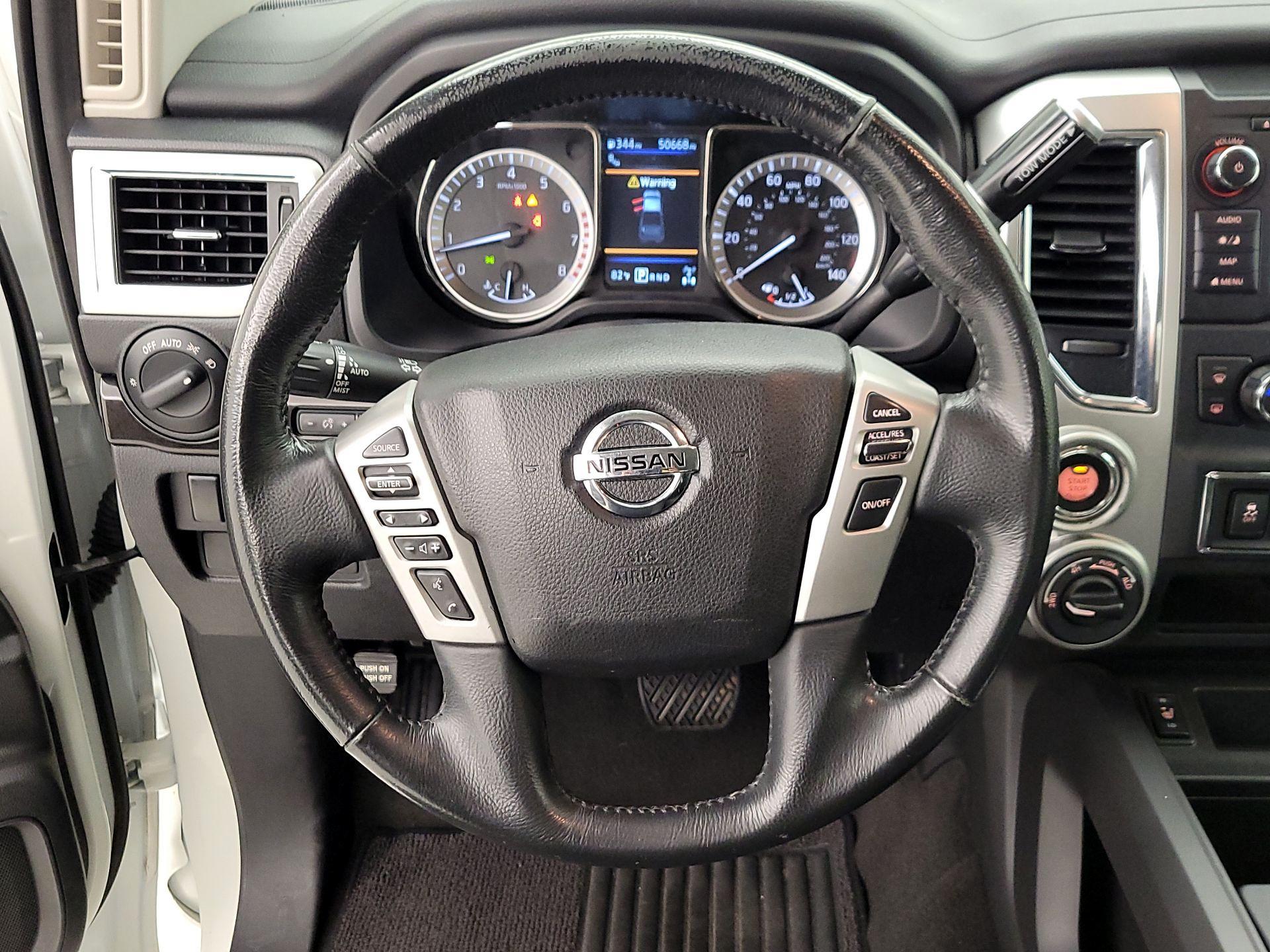 Thumbnail: 2019 Nissan Titan - 10
