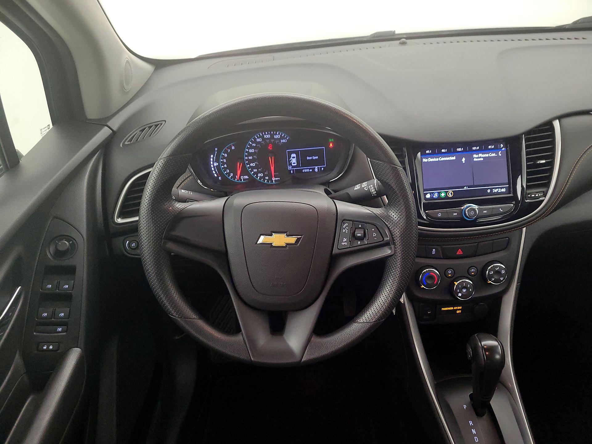 Thumbnail: 2020 Chevrolet Trax - 10
