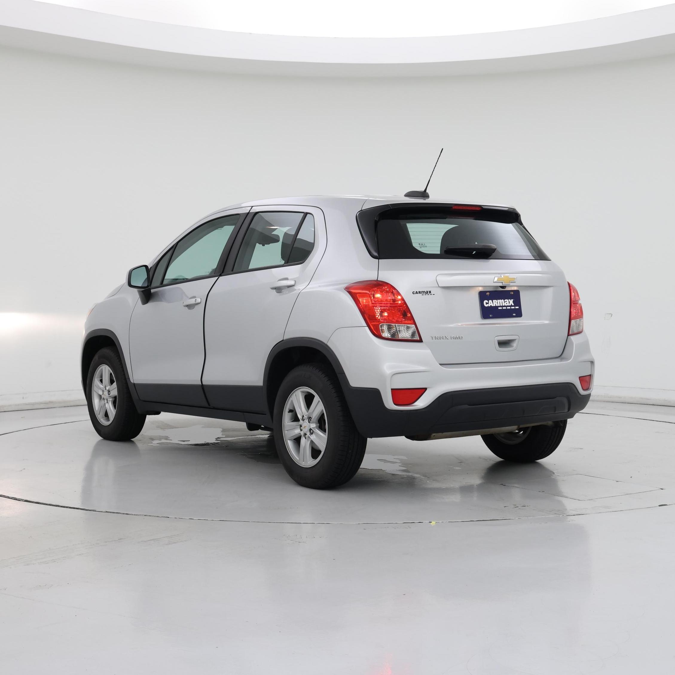 Thumbnail: 2020 Chevrolet Trax - 2
