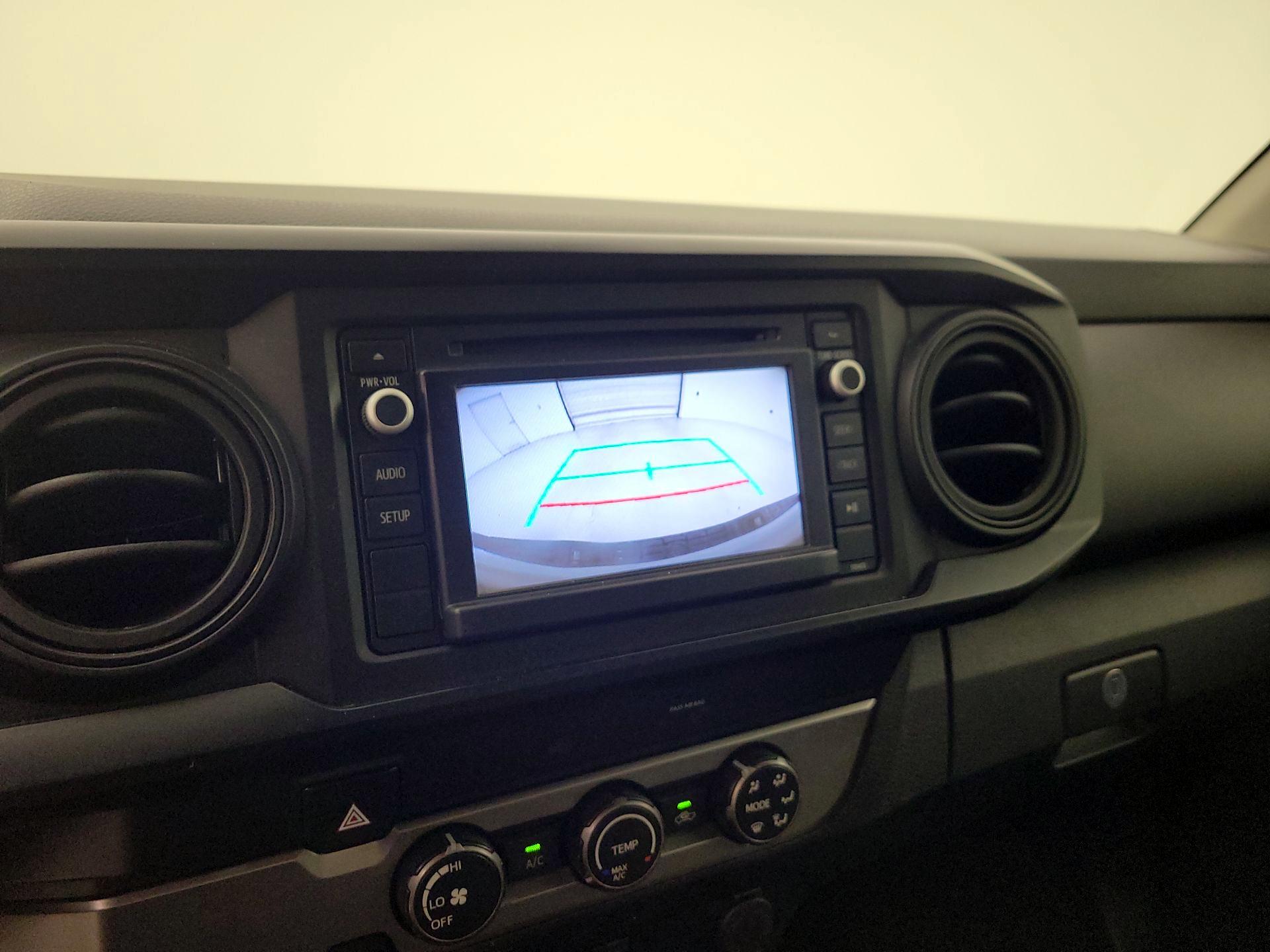 Thumbnail: 2019 Toyota Tacoma - 14