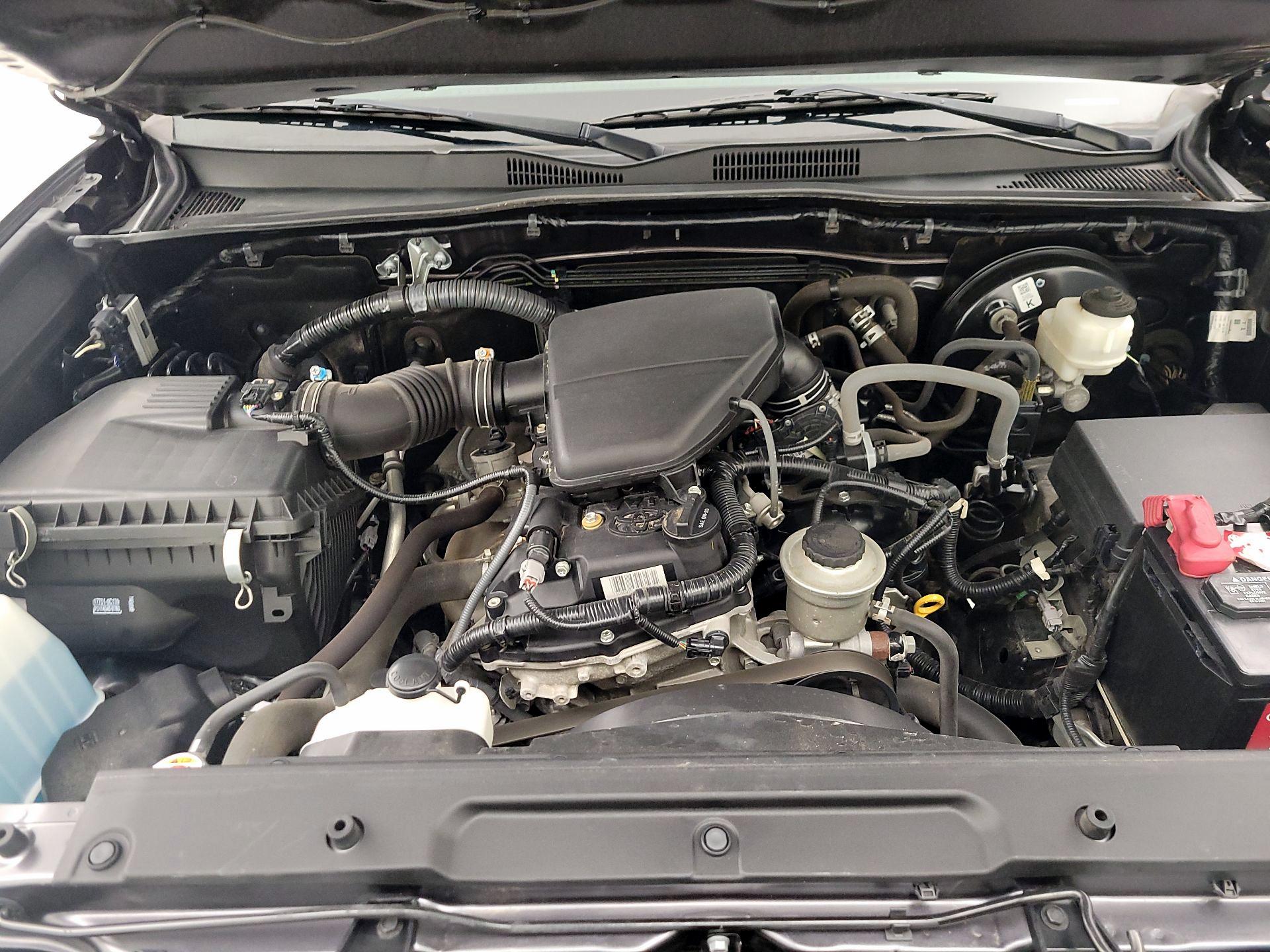 Thumbnail: 2019 Toyota Tacoma - 20