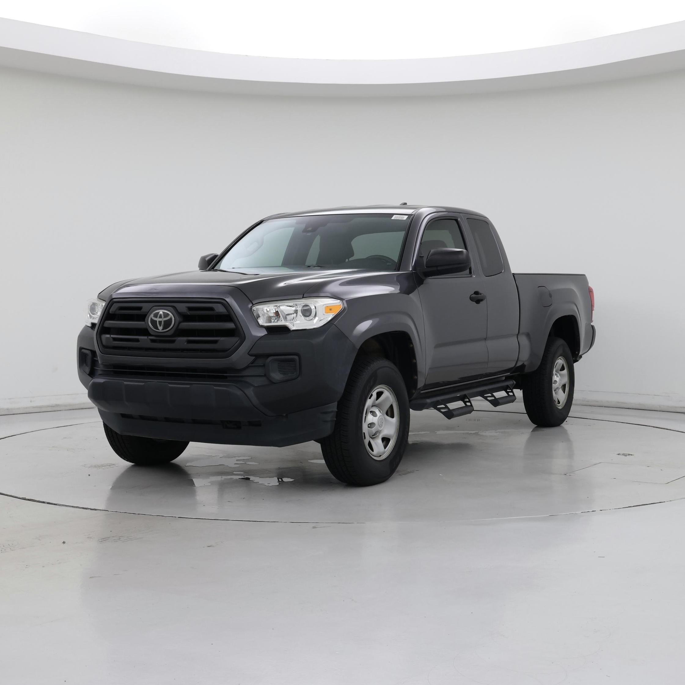 Thumbnail: 2019 Toyota Tacoma - 4