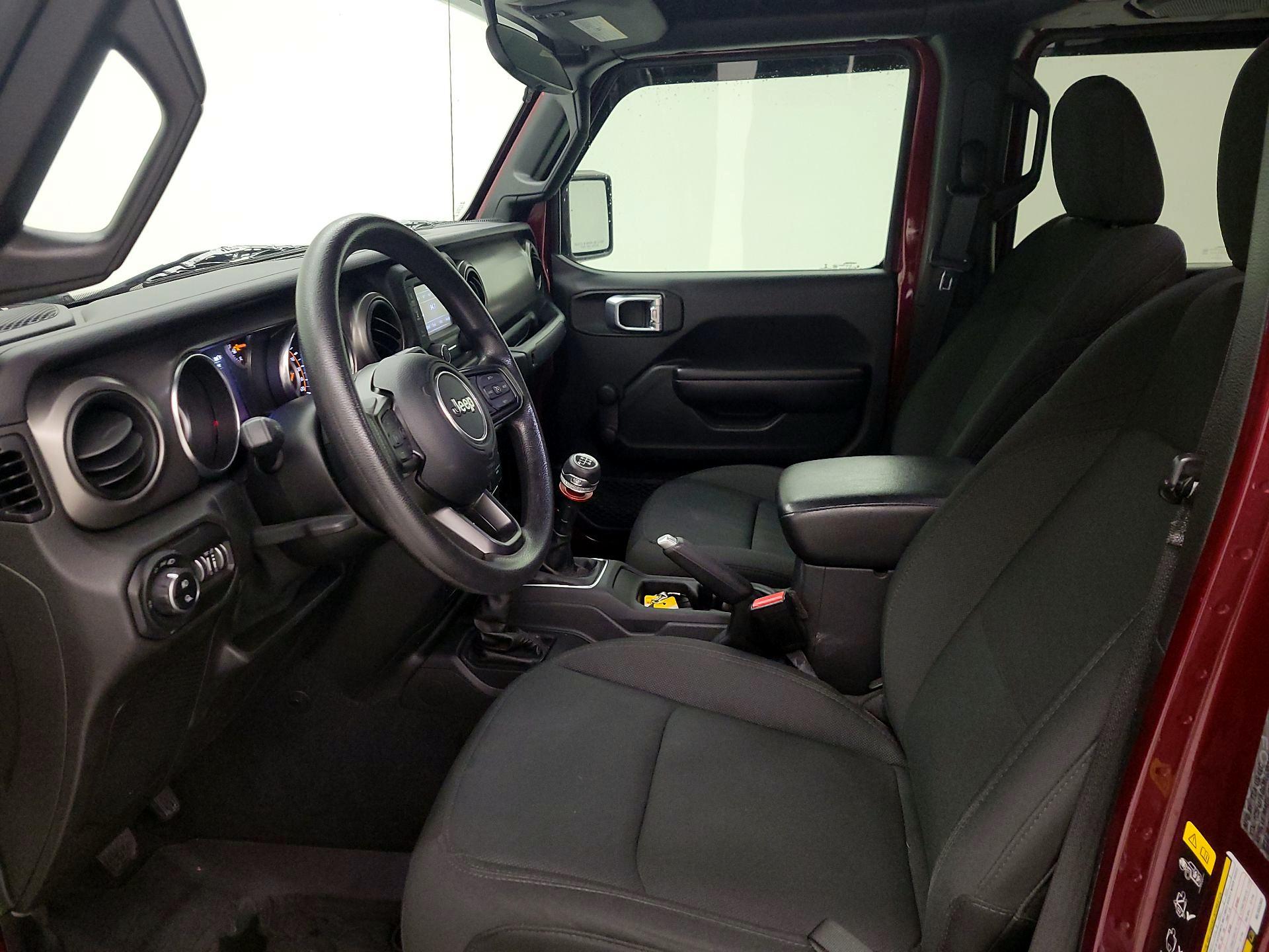 Thumbnail: 2021 Jeep Gladiator - 11