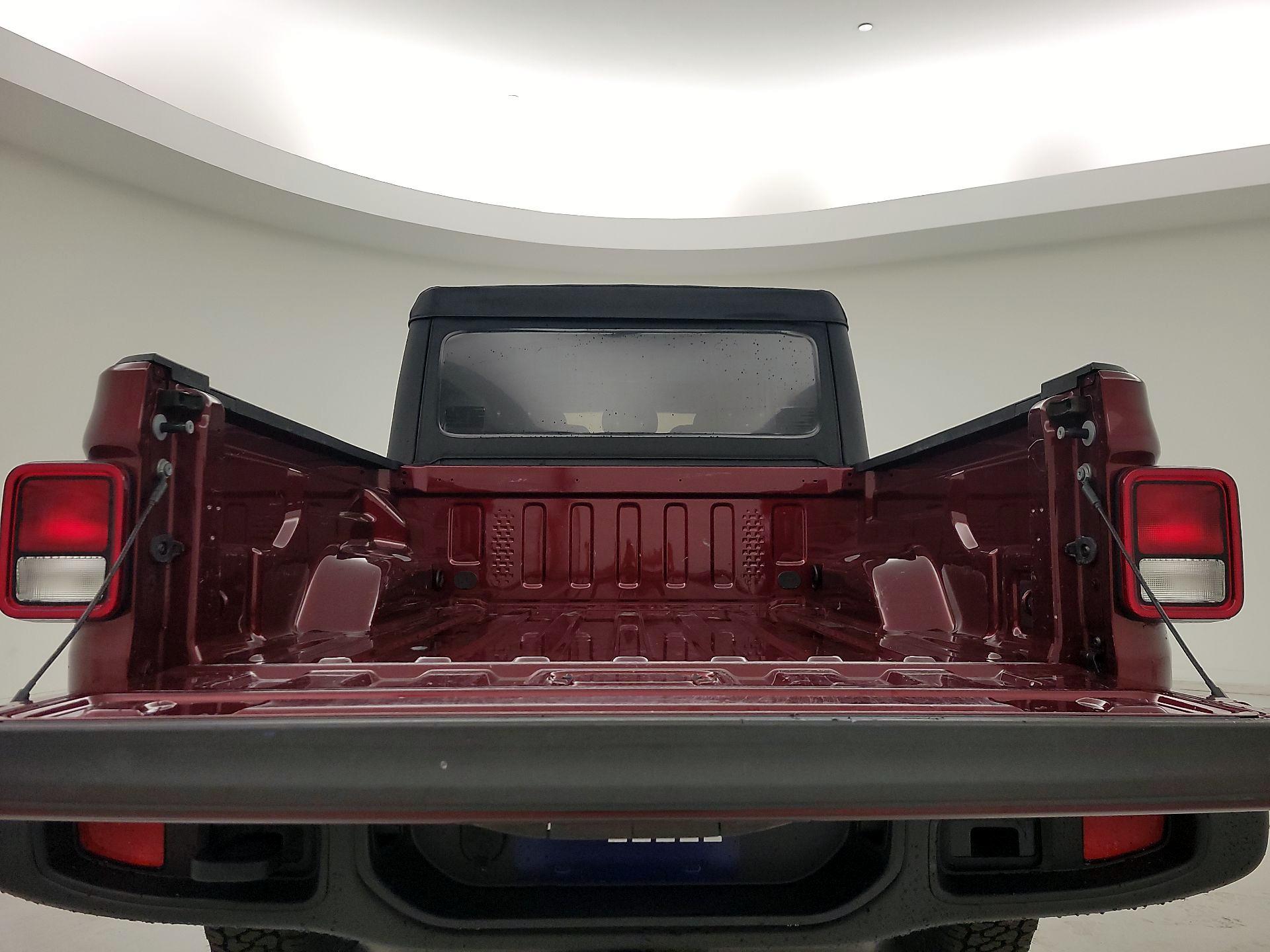 Thumbnail: 2021 Jeep Gladiator - 20
