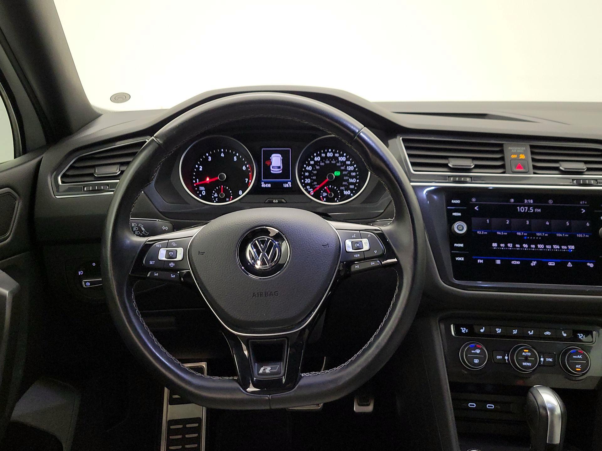 Thumbnail: 2021 Volkswagen Tiguan - 10