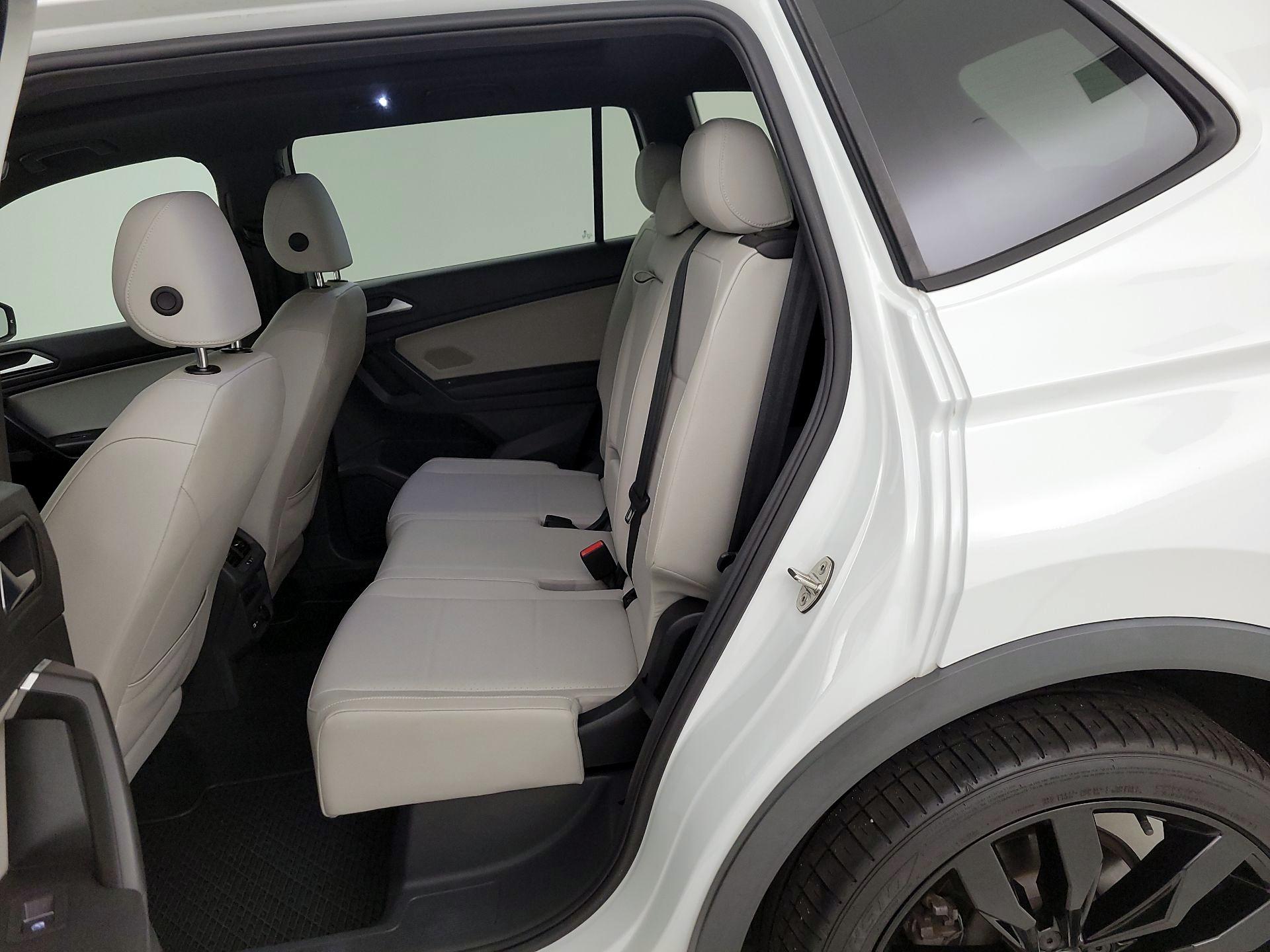 Thumbnail: 2021 Volkswagen Tiguan - 19