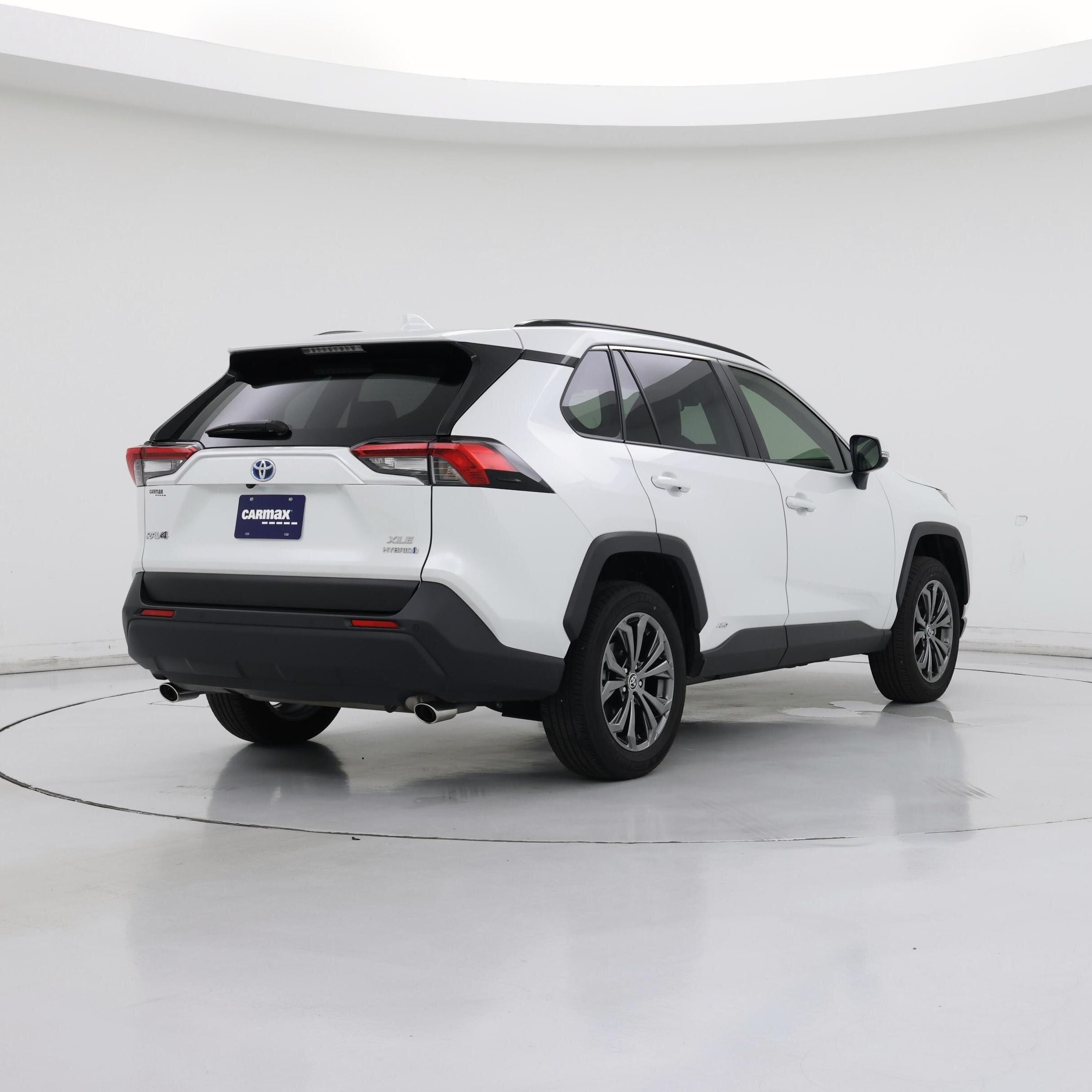 Thumbnail: 2023 Toyota RAV4 - 8