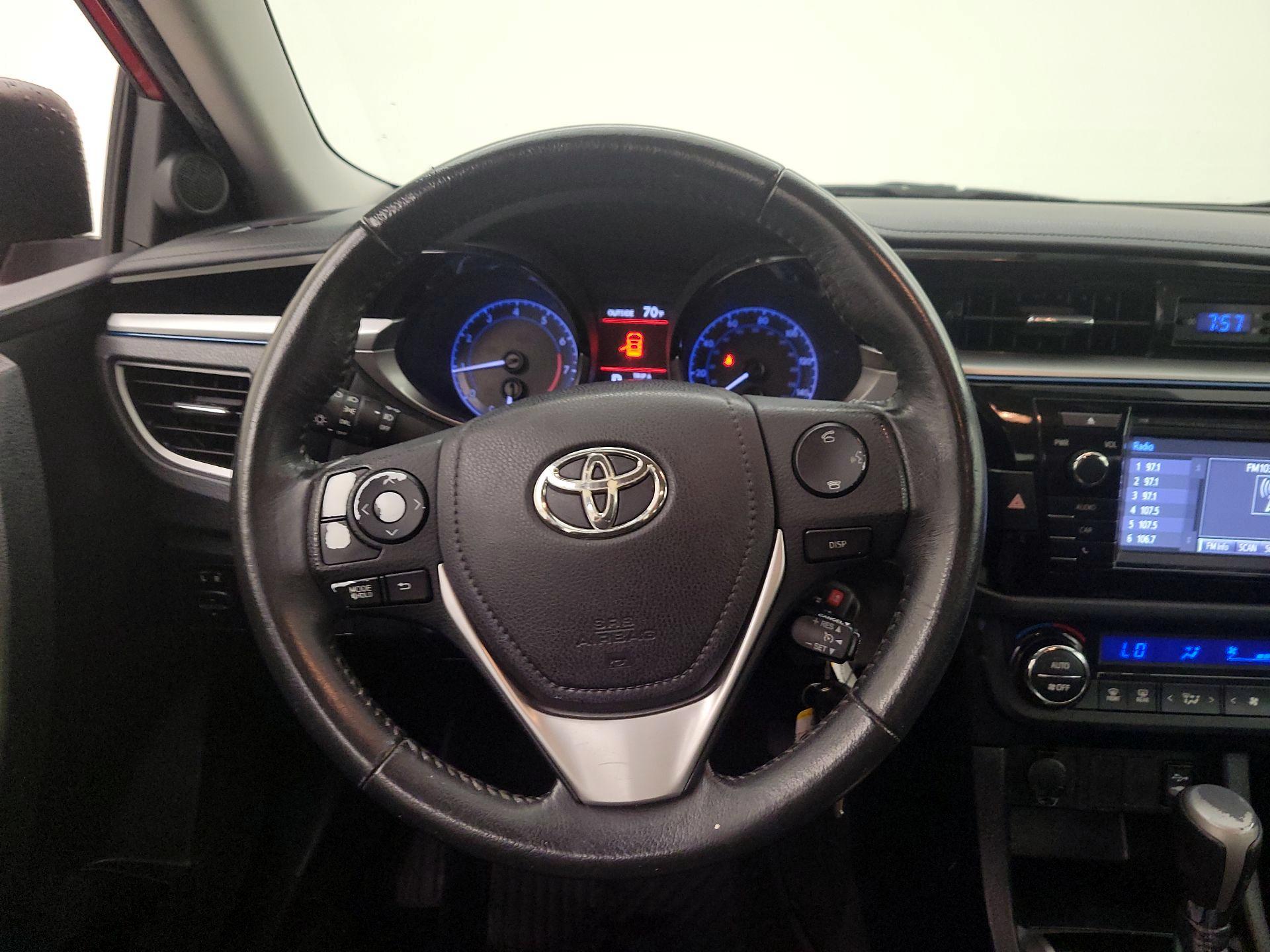 Thumbnail: 2014 Toyota Corolla - 10
