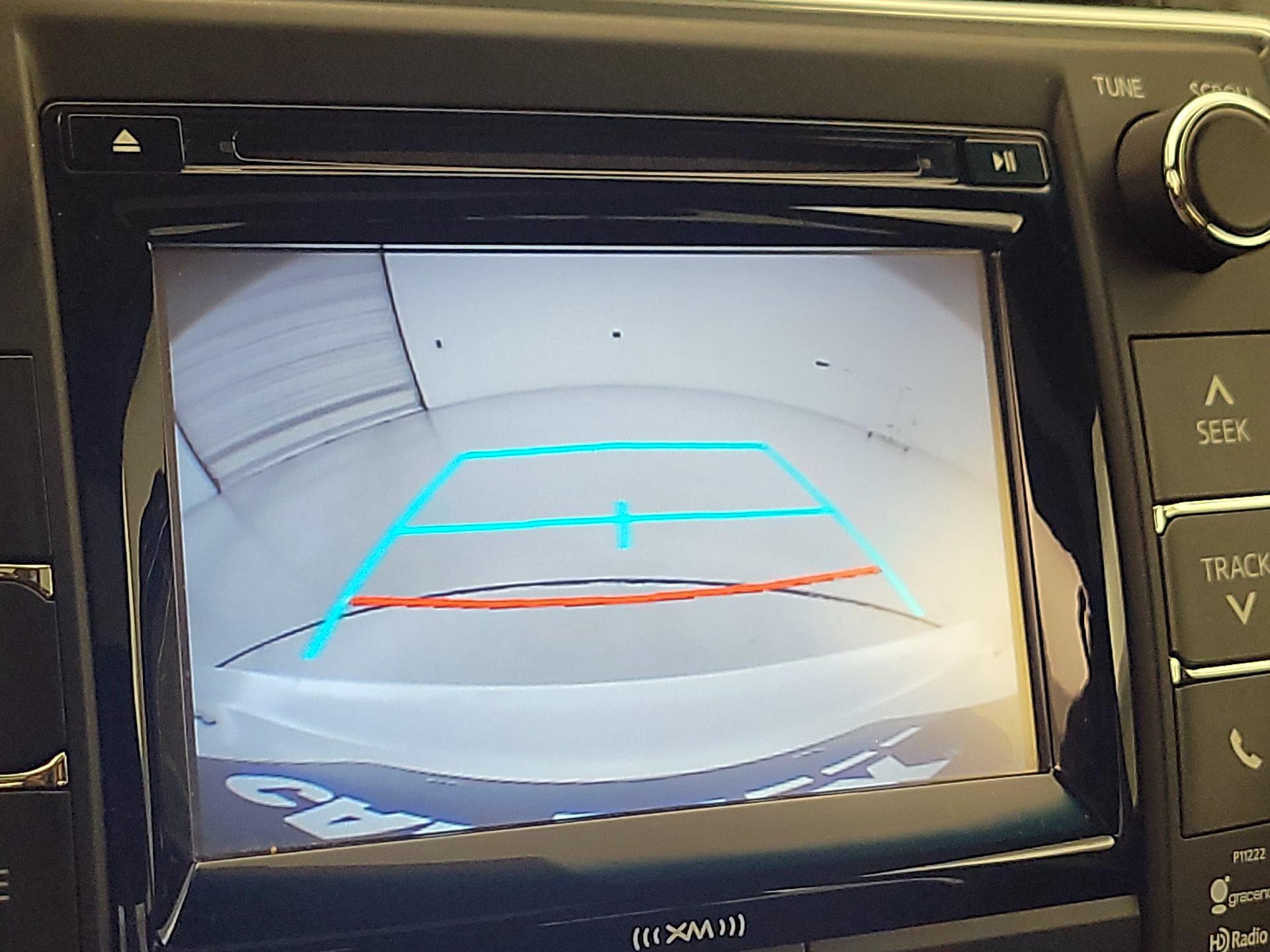 Thumbnail: 2016 Toyota Camry - 14
