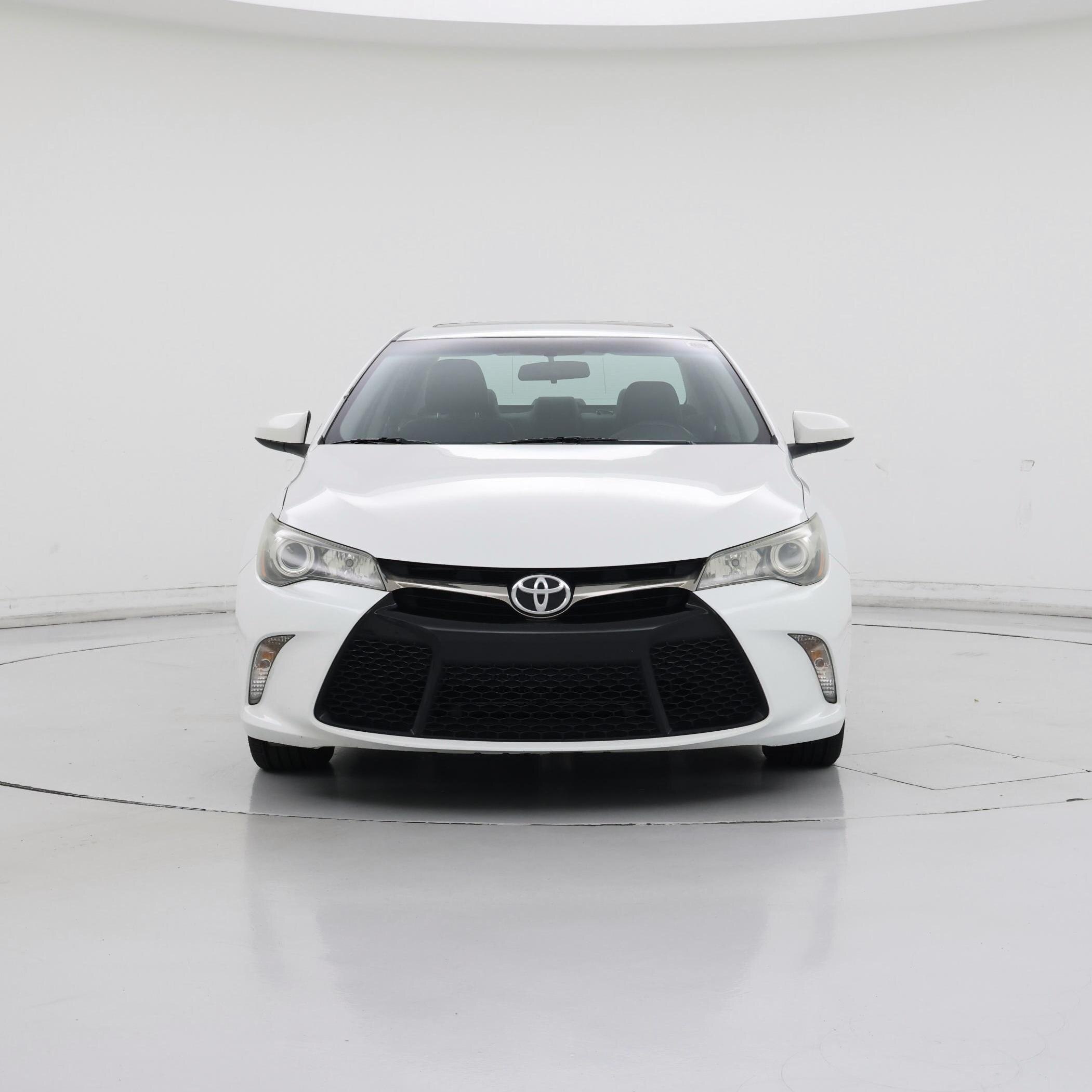 Thumbnail: 2016 Toyota Camry - 5