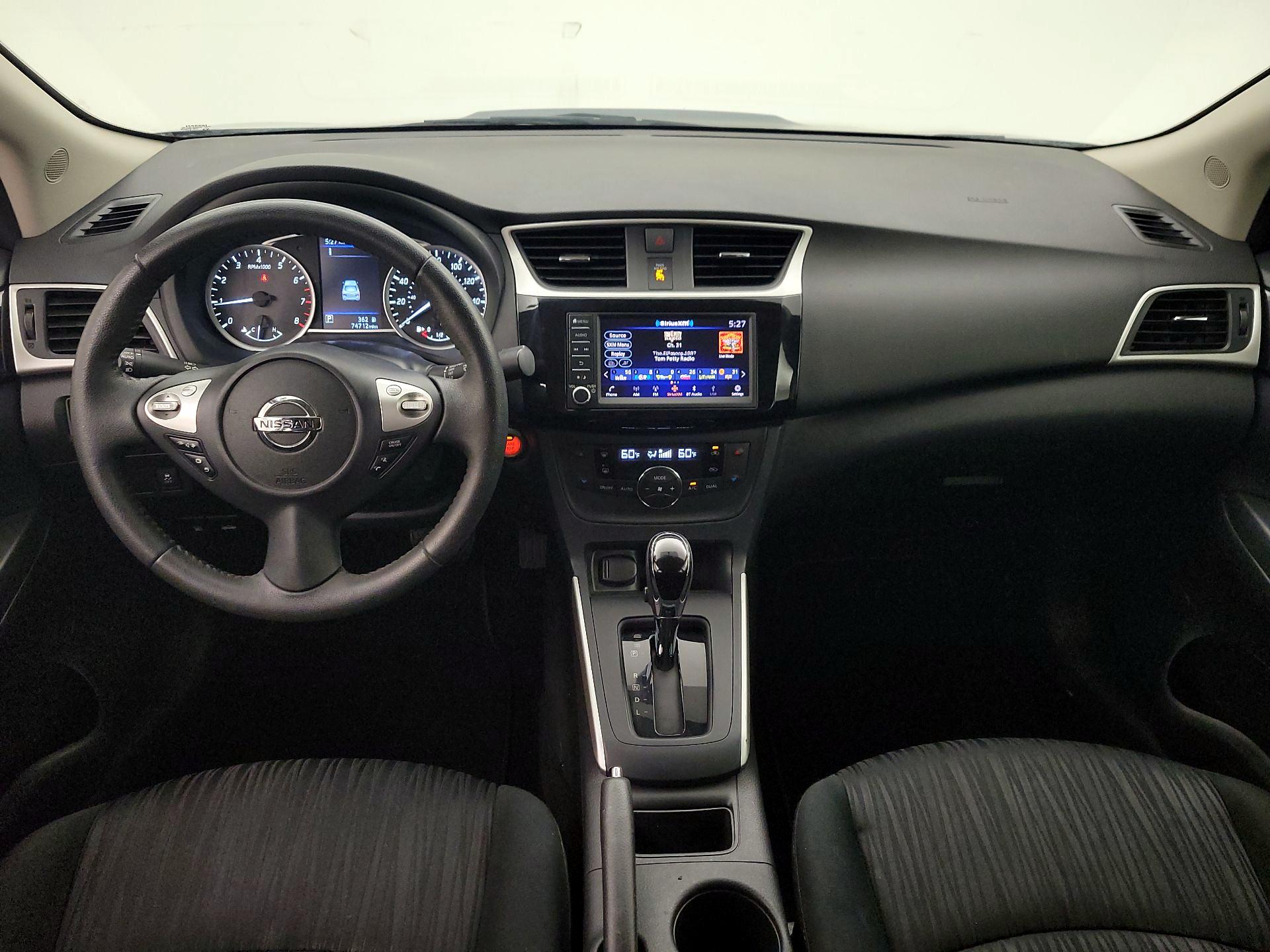 Thumbnail: 2019 Nissan Sentra - 9