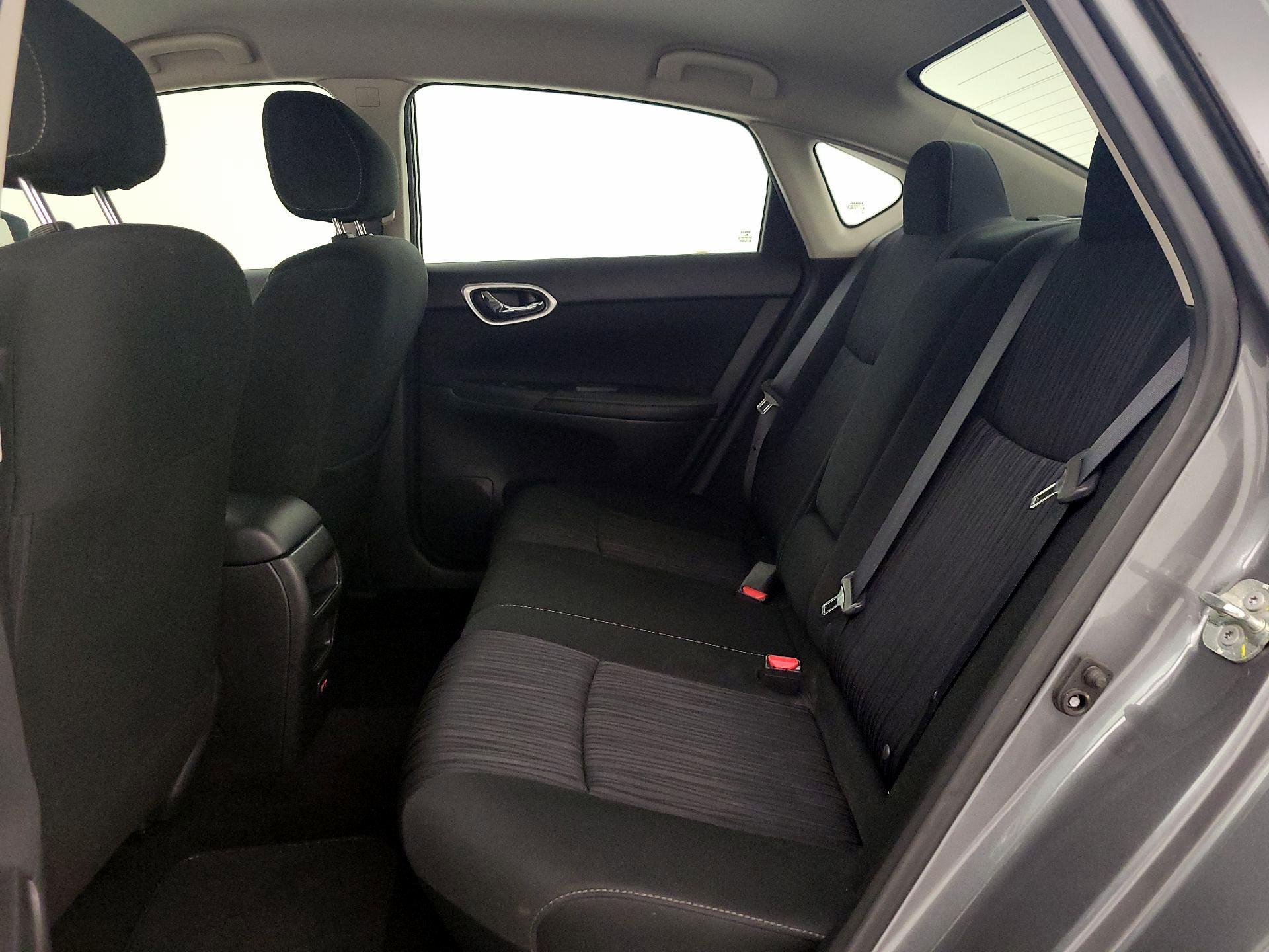 Thumbnail: 2019 Nissan Sentra - 19